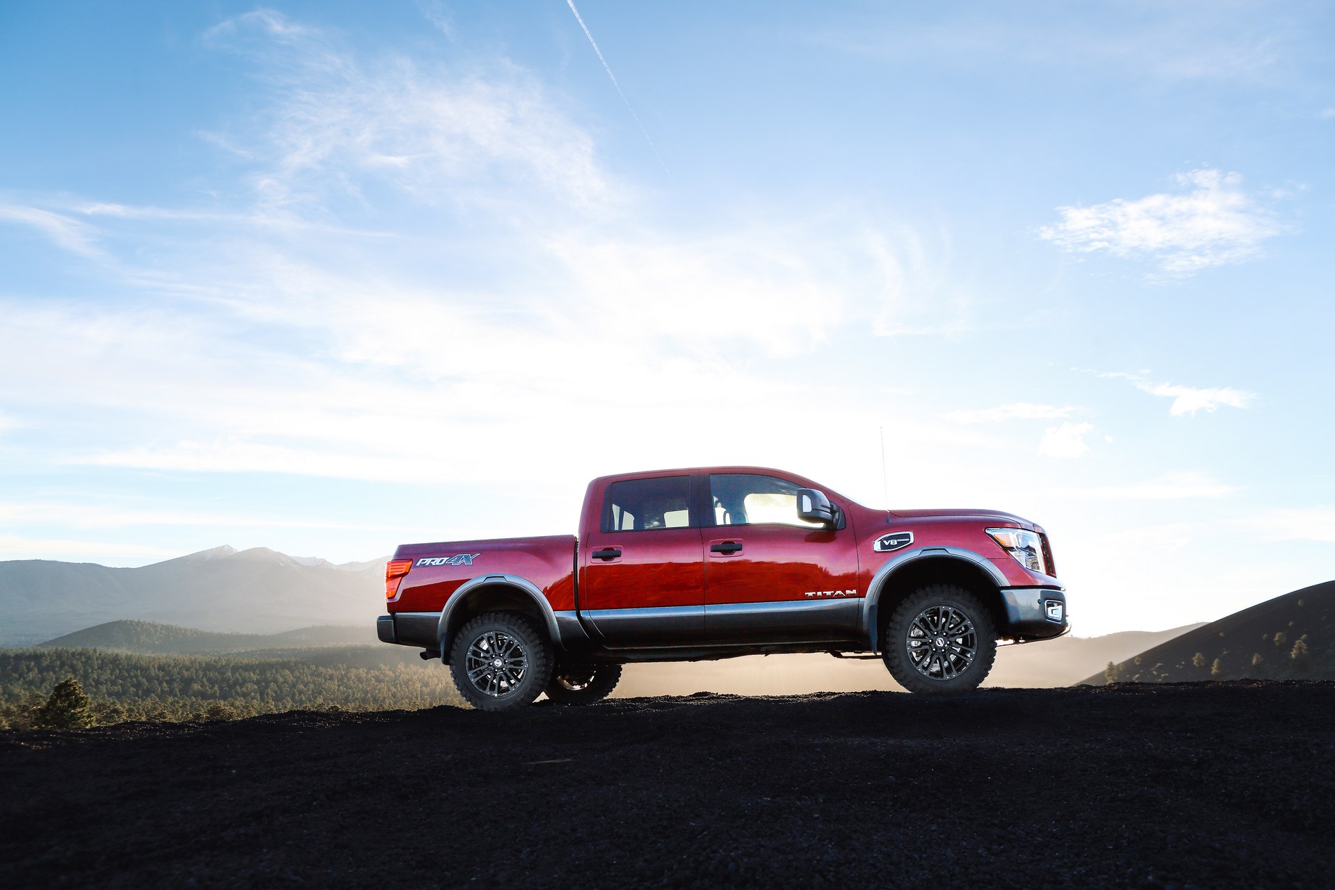 Nissan TITAN and TITAN XD now available with factory-authorized Nissan Lifts The Lid On Factory-Authorized Lifts Kits For The Titan