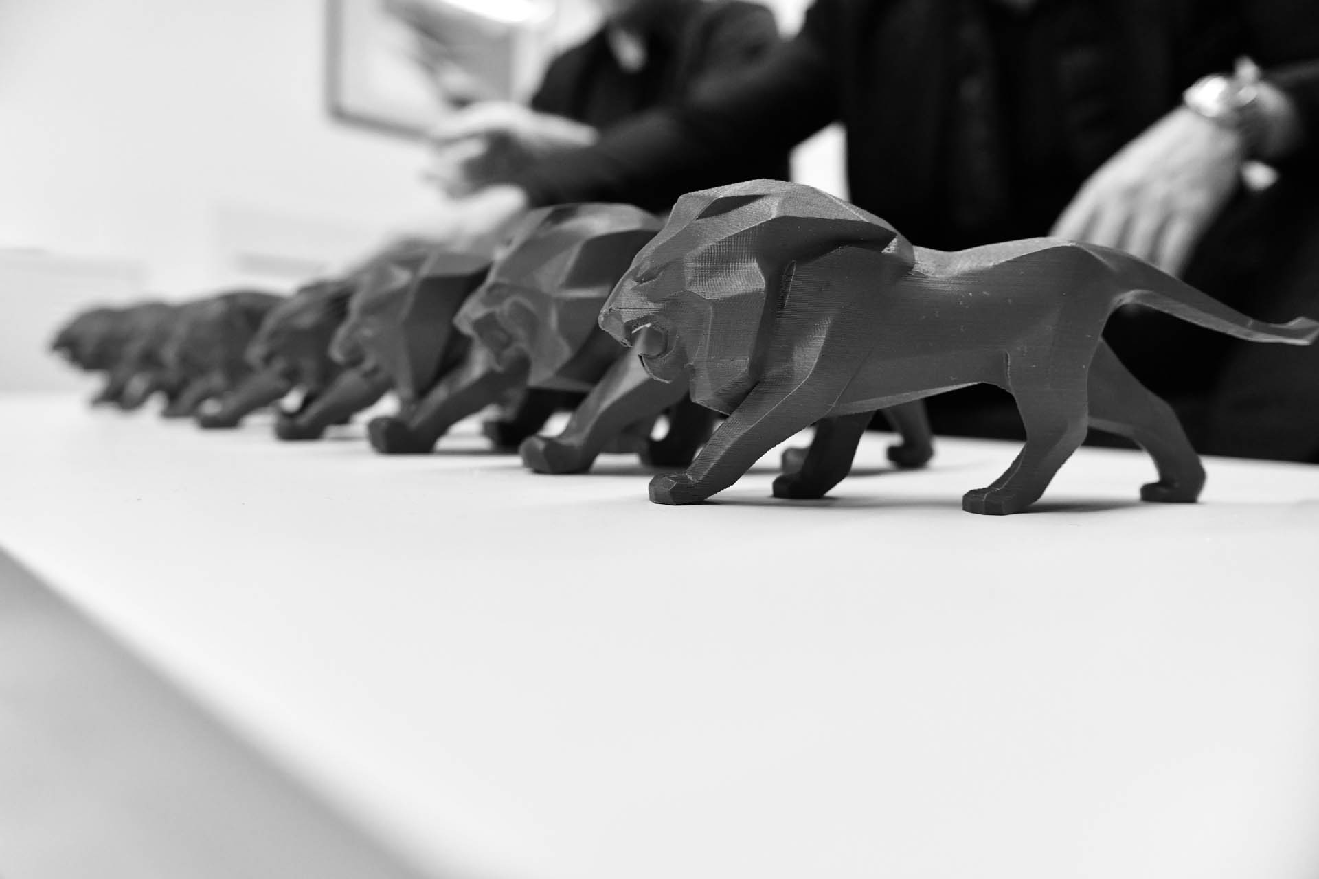 PEUGEOT_LIONSTYP_201802MP010 Peugeot’s Going To Display This 15-Foot-Tall Lion Sculpture In Geneva