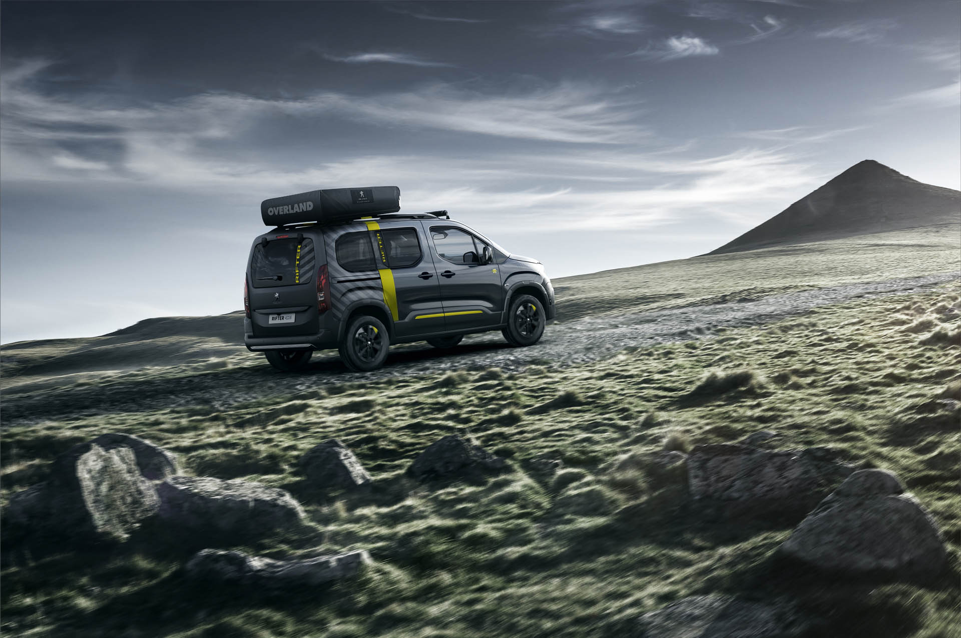 PEUGEOT_RIFTER4X4_1802PB_102 copy Peugeot Rifter 4×4 Concept Takes The French Van Off The Beaten Path | Geneva Images