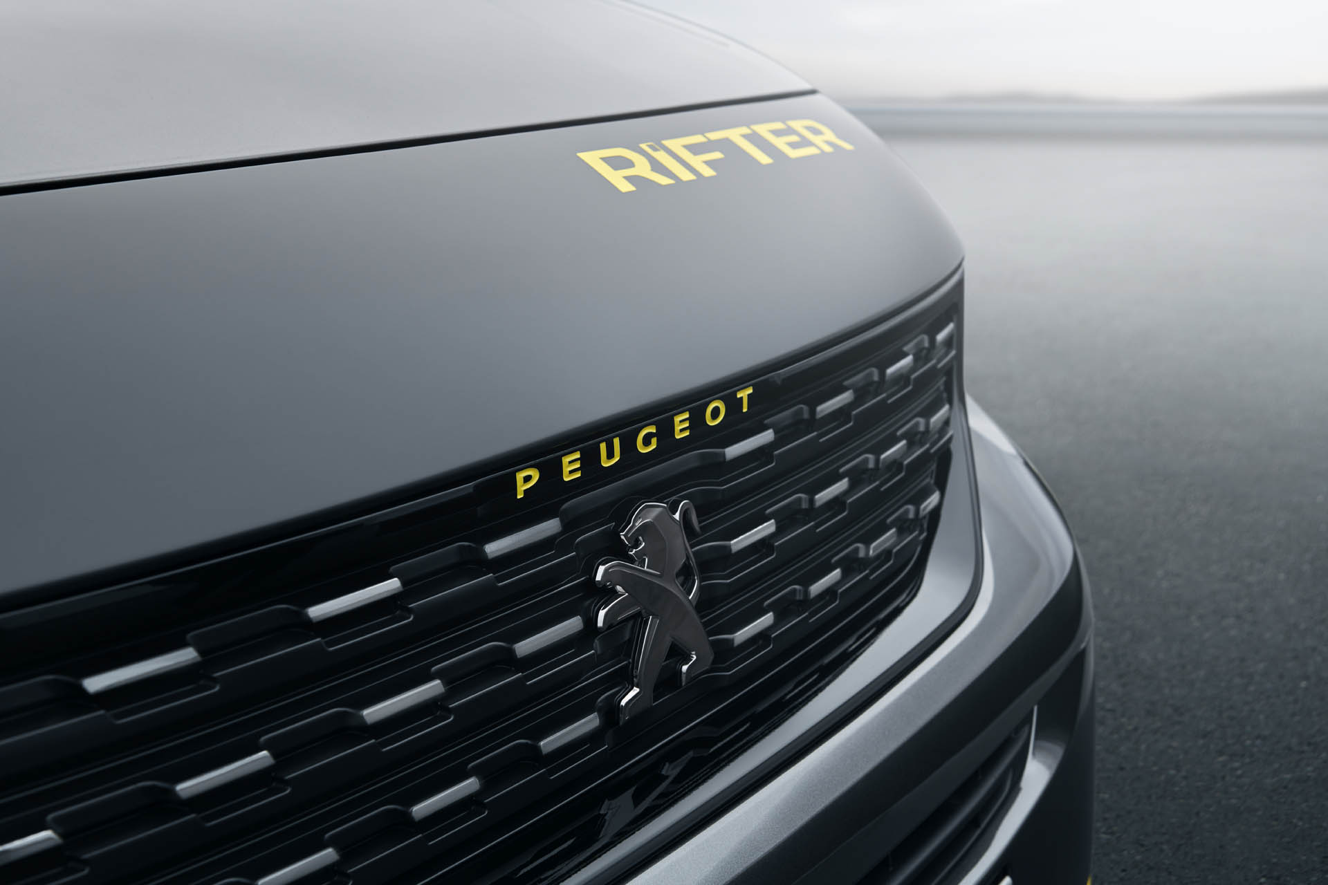 PEUGEOT_RIFTER4X4_1802STYP_200 copy Peugeot Rifter 4×4 Concept Takes The French Van Off The Beaten Path | Geneva Images
