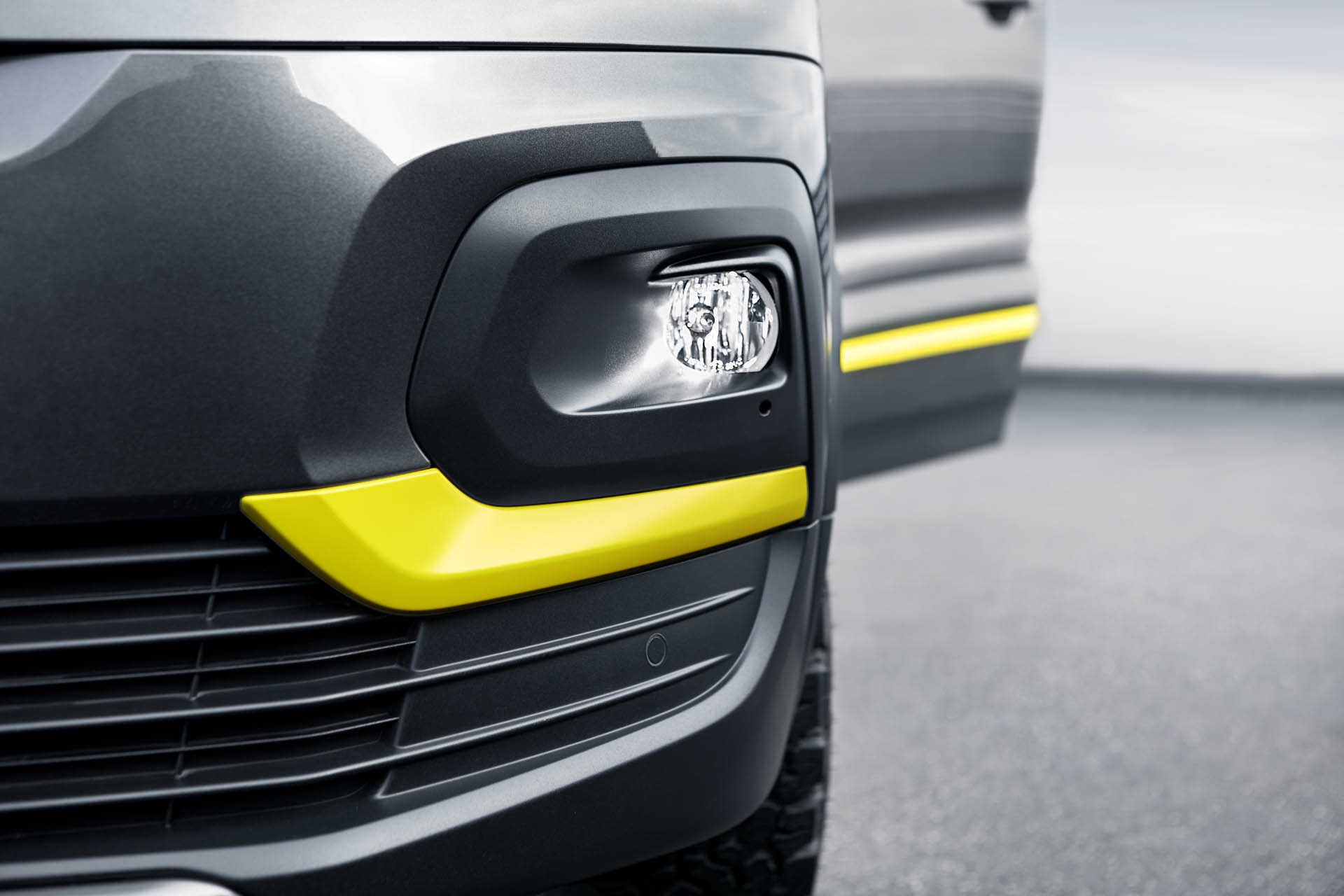 PEUGEOT_RIFTER4X4_1802STYP_203 copy Peugeot Rifter 4×4 Concept Takes The French Van Off The Beaten Path | Geneva Images