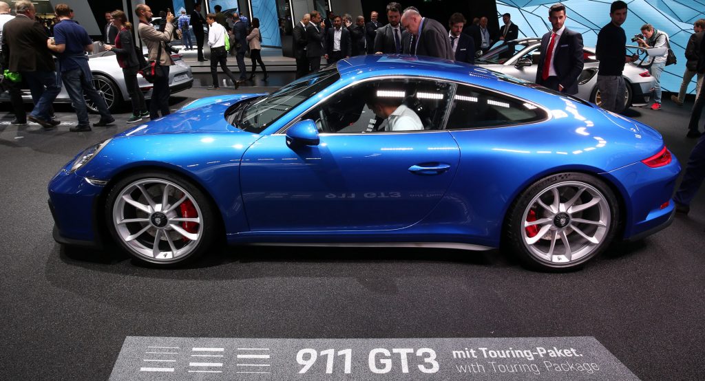  Porsche 911 GT3 Will Soldier On With Naturally-Aspirated Engine, Manual Gearbox