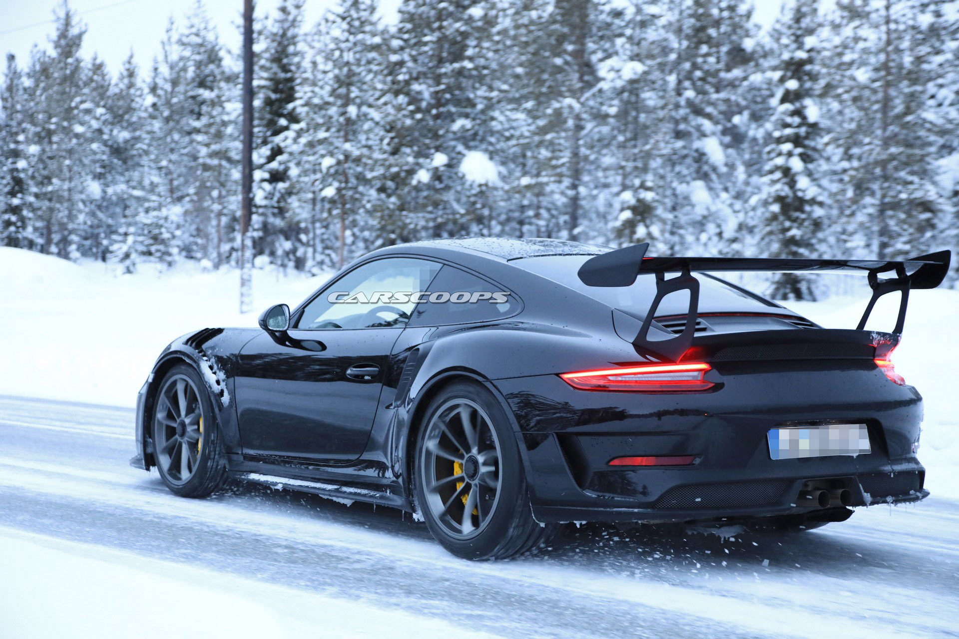 Porsche-911-GT3-RS-21 See The 2019 Porsche 911 GT3 RS Facelift Undisguised