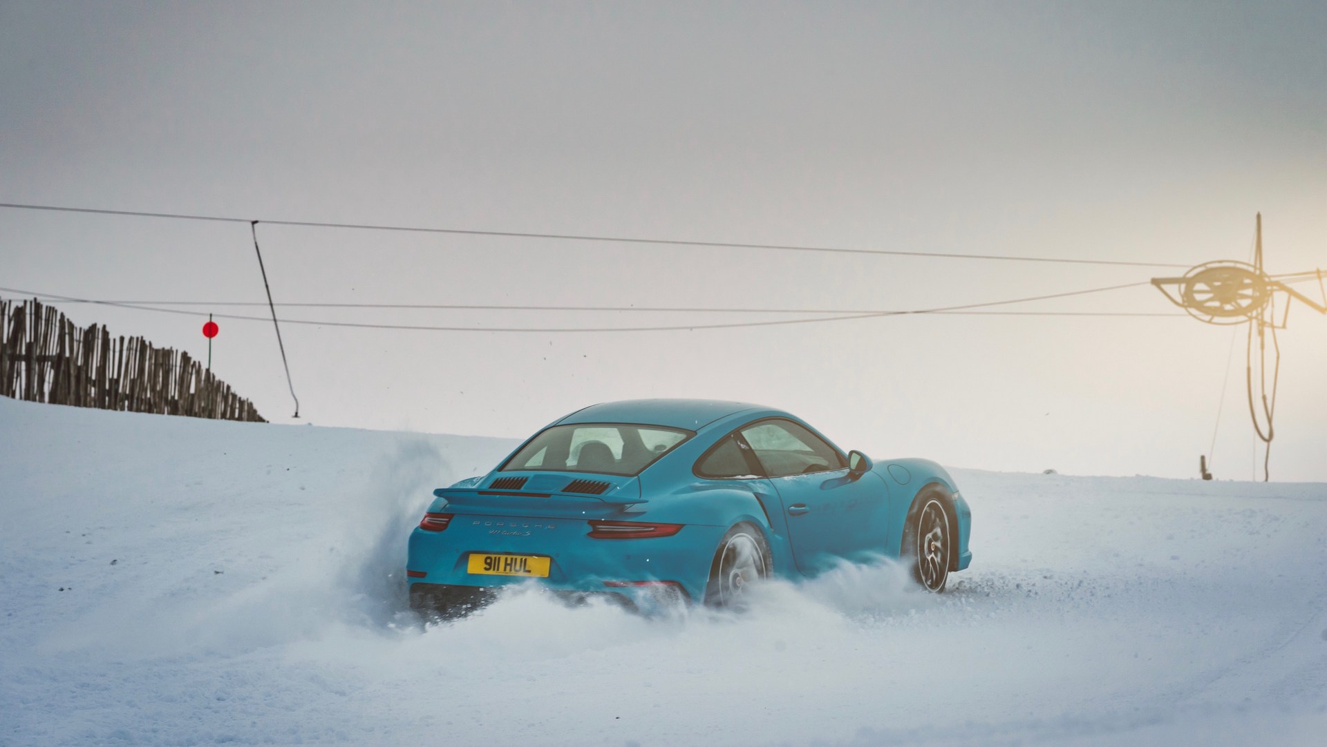 Porsche-911-Turbo-S-6 Who Needs A Ski Lift When You Have A Porsche 911 Turbo S?