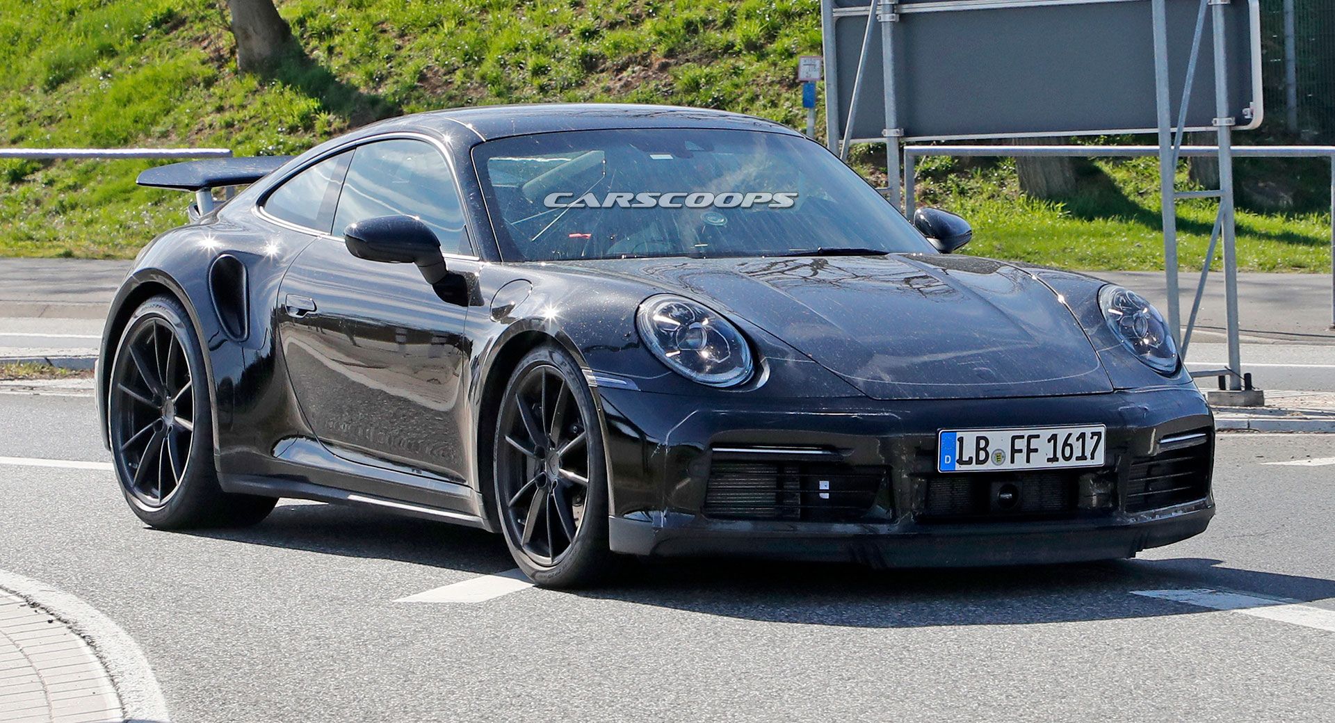 Porsche-992-Turbo-1 Base Porsche 992 Carrera Will Probably Pack 390HP, Carrera S Moves Closer To 450HP