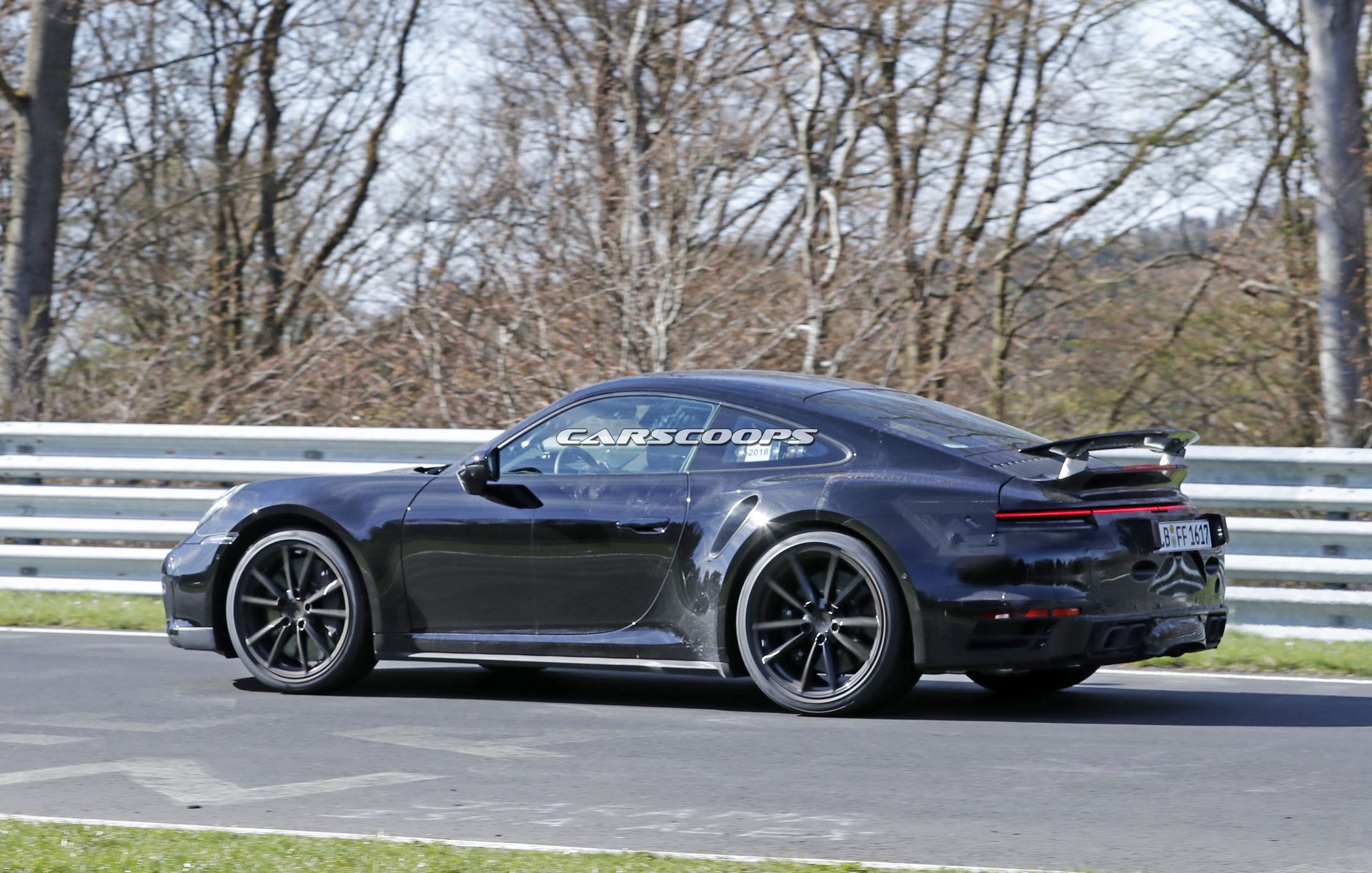 Porsche-992-Turbo-Spy-Shots-14 Base Porsche 992 Carrera Will Probably Pack 390HP, Carrera S Moves Closer To 450HP