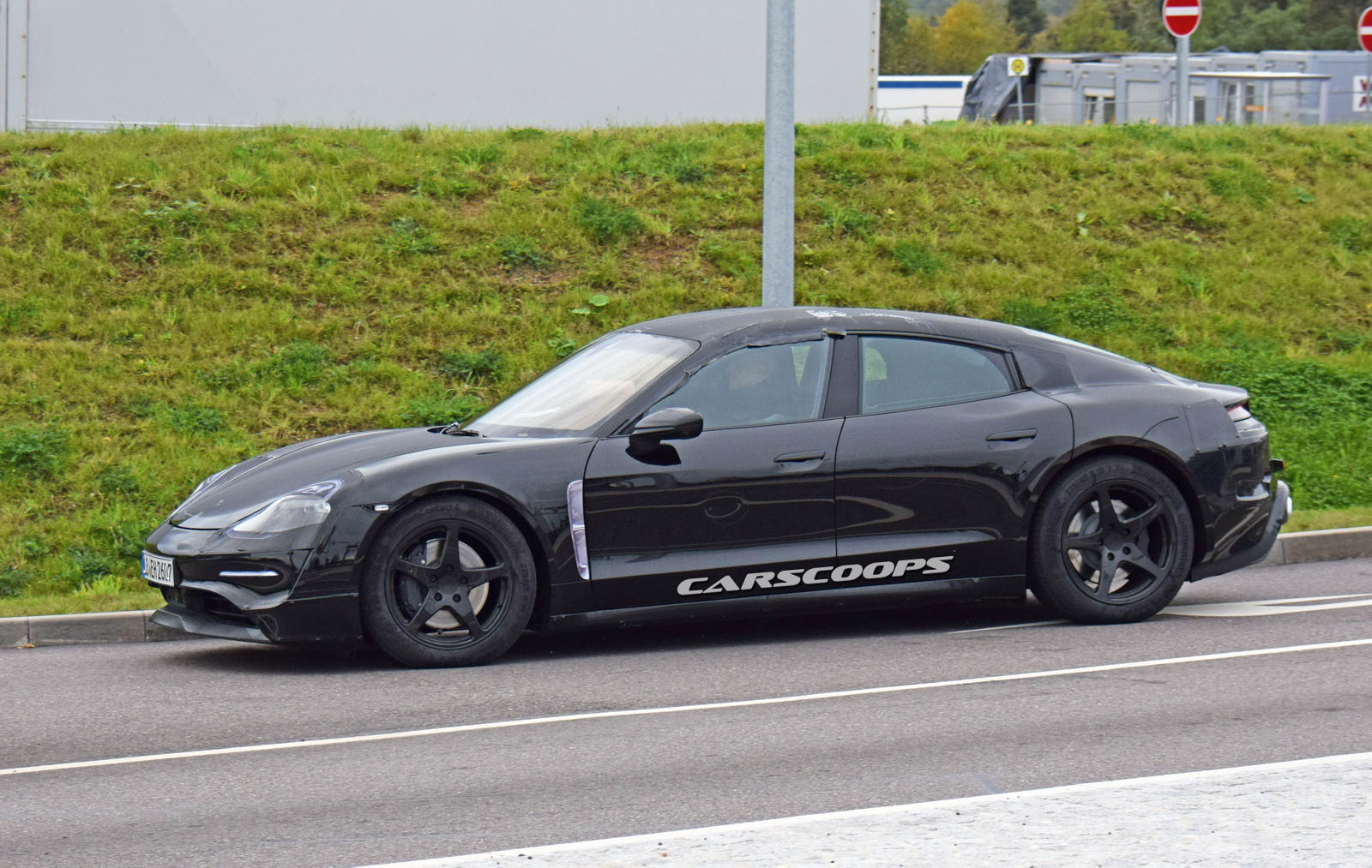 Porsche-MissionE-10 Porsche Doubles EV Investment For Mission E Variants, Electrification Of Current Range