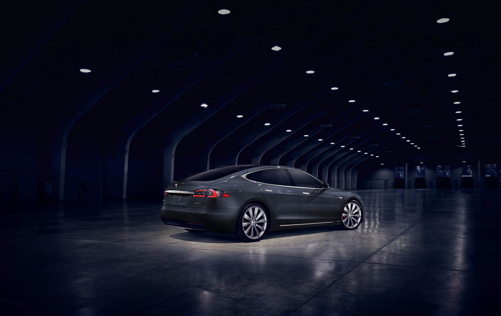 TeslaModelS-3 Tesla Model S Outsold Mercedes S-Class And BMW 7-Series In Europe