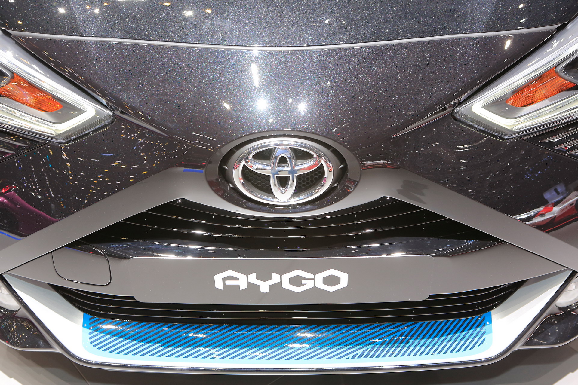 Toyota-Zygo-15 Toyota Aygo Gets An (Un)-X-Citing Facelift For Geneva
