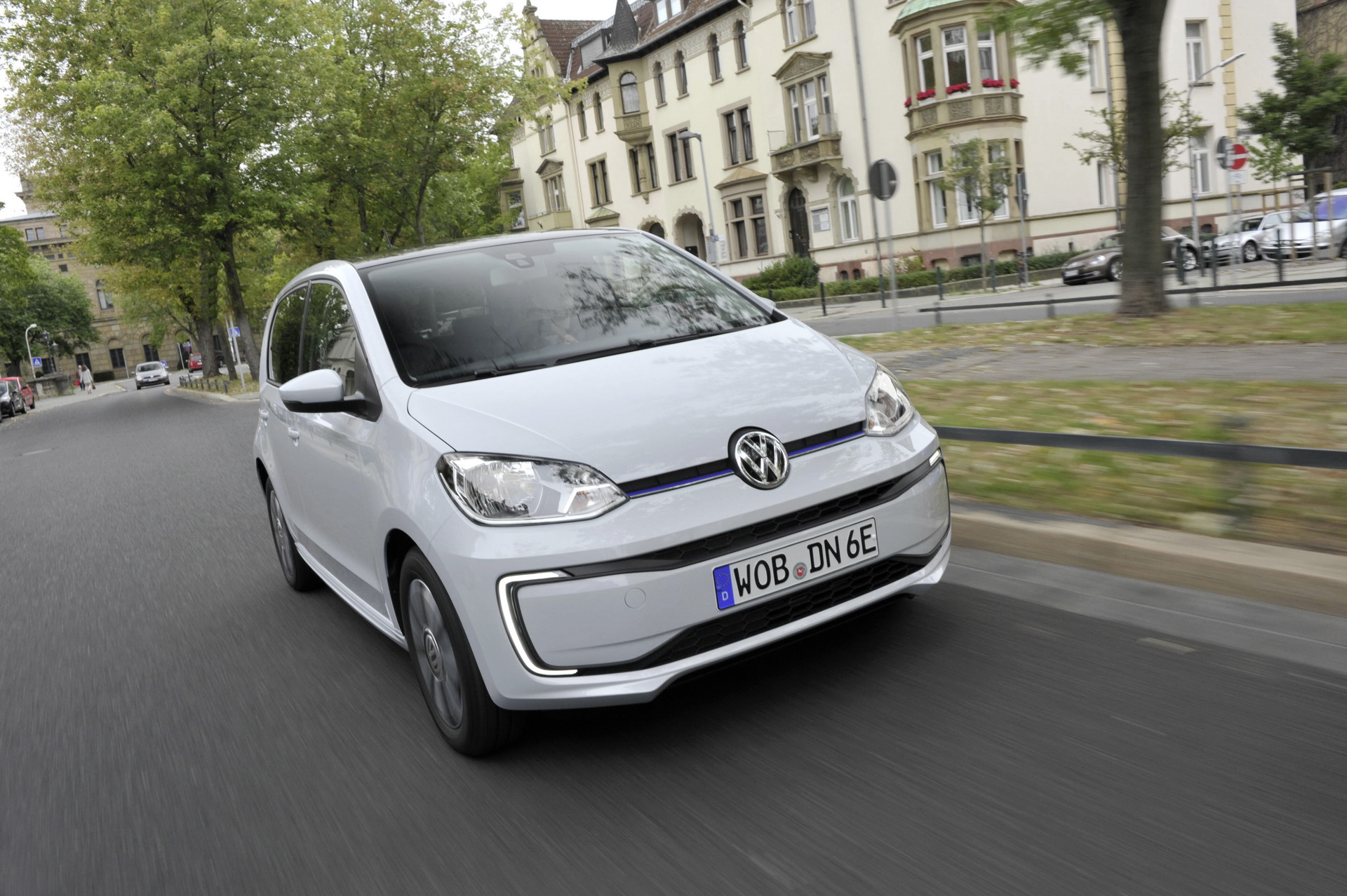 VW-EUP-03 Electric Vehicles Revolution Is Forcing Slovakia’s Car Plants To Adapt