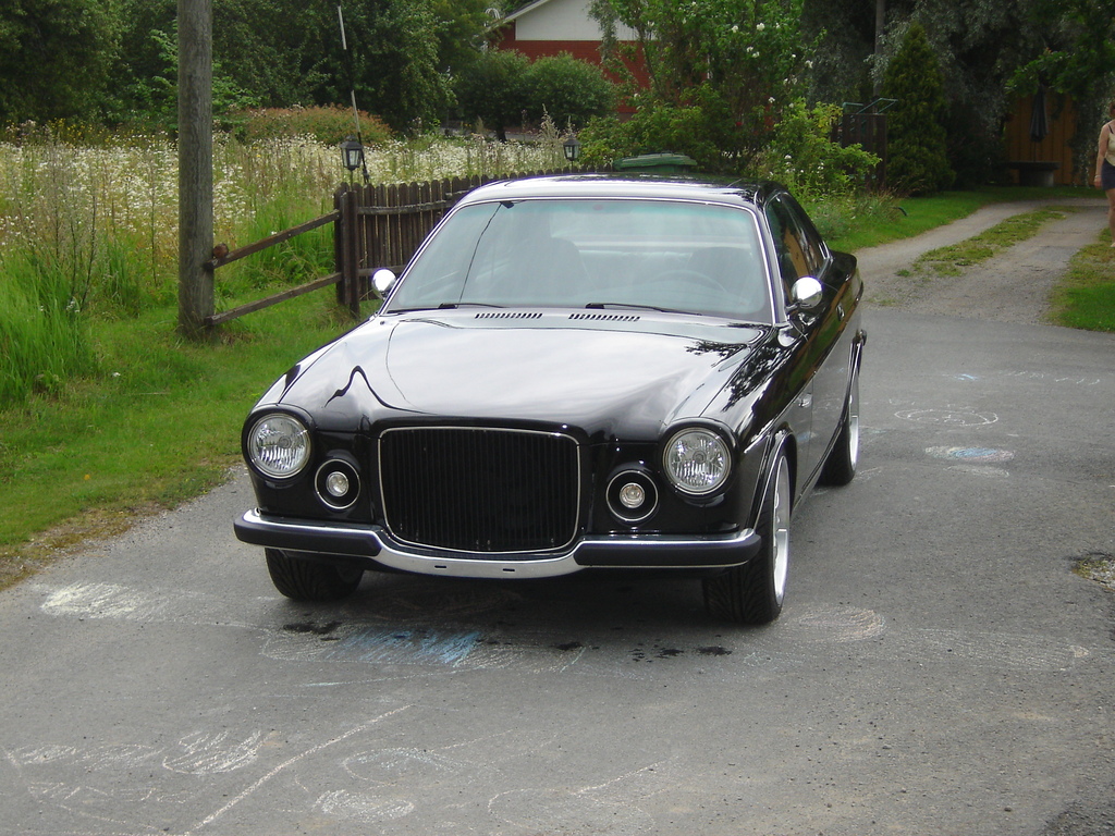 Volvo162-BMWM3-02 Yes, This Is A BMW M3 Dressed As A Volvo 162 Coupe!