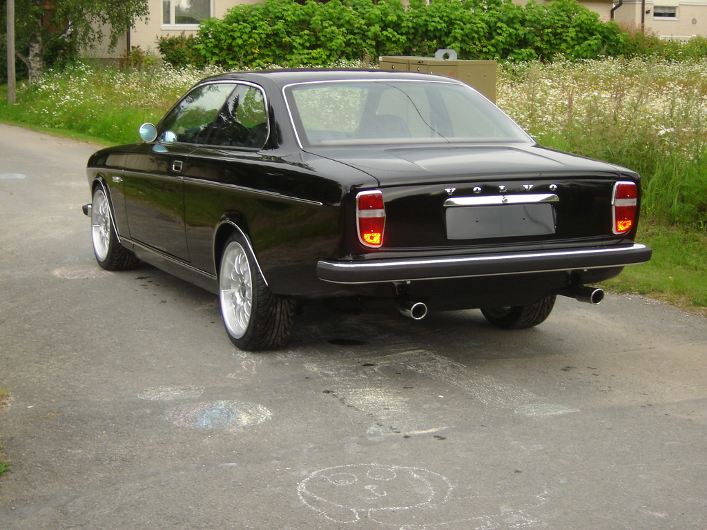 Volvo162-BMWM3-08 Yes, This Is A BMW M3 Dressed As A Volvo 162 Coupe!