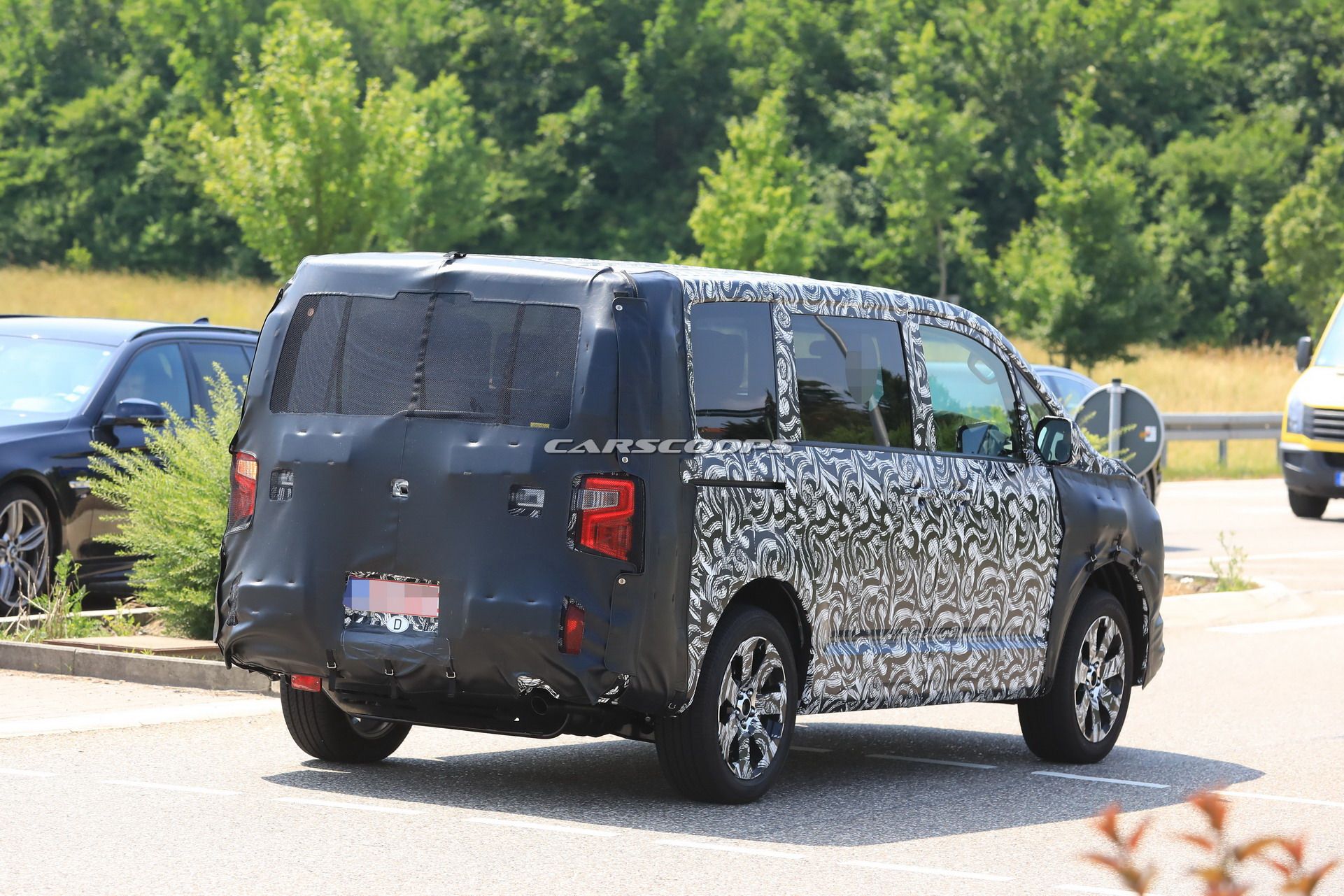 2019 New Mitsubishi Delica 20 2019 Mitsubishi Delica Is A Minivan Crossover Based On The Outlander