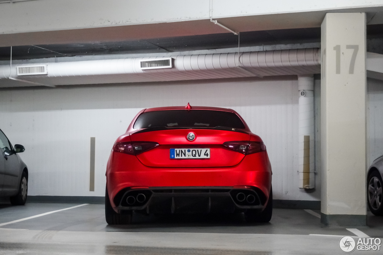 alfa-giulia-qv-matte-red-spotted-3 Is Matte Red Alfa Romeo Giulia Quadrifoglio Awesome Or What?