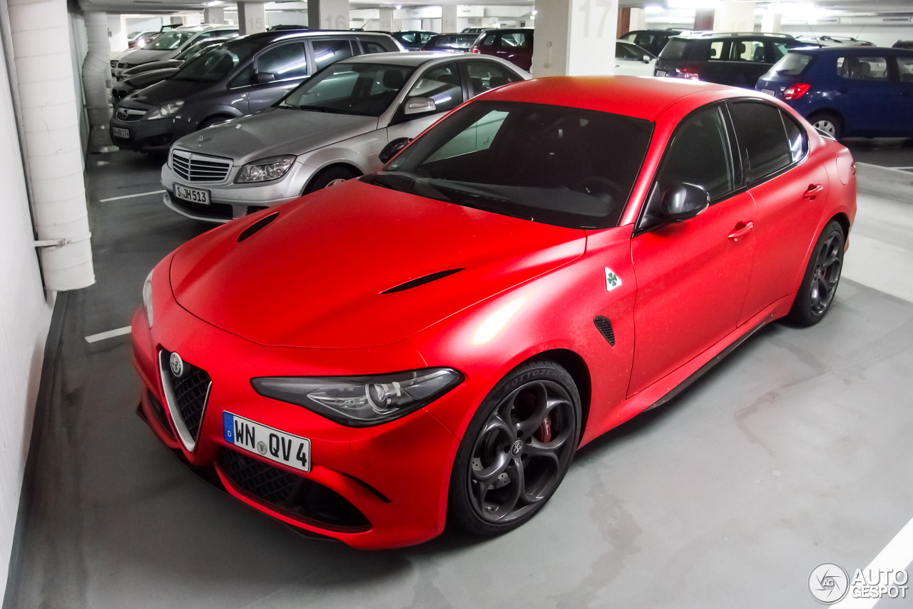 alfa-giulia-qv-matte-red-spotted-9 Is Matte Red Alfa Romeo Giulia Quadrifoglio Awesome Or What?