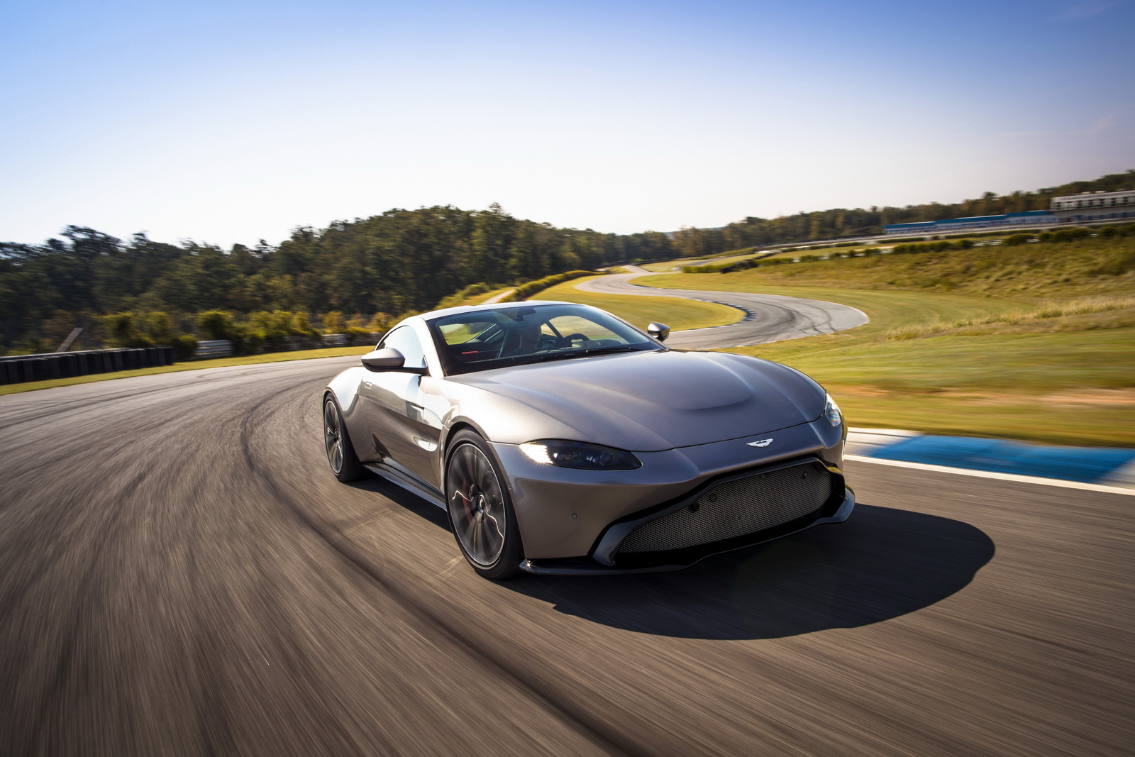 aston-martin-2018-geneva-motor-show-11 Aston Martin Bringing Its Road And Race Cars To Geneva