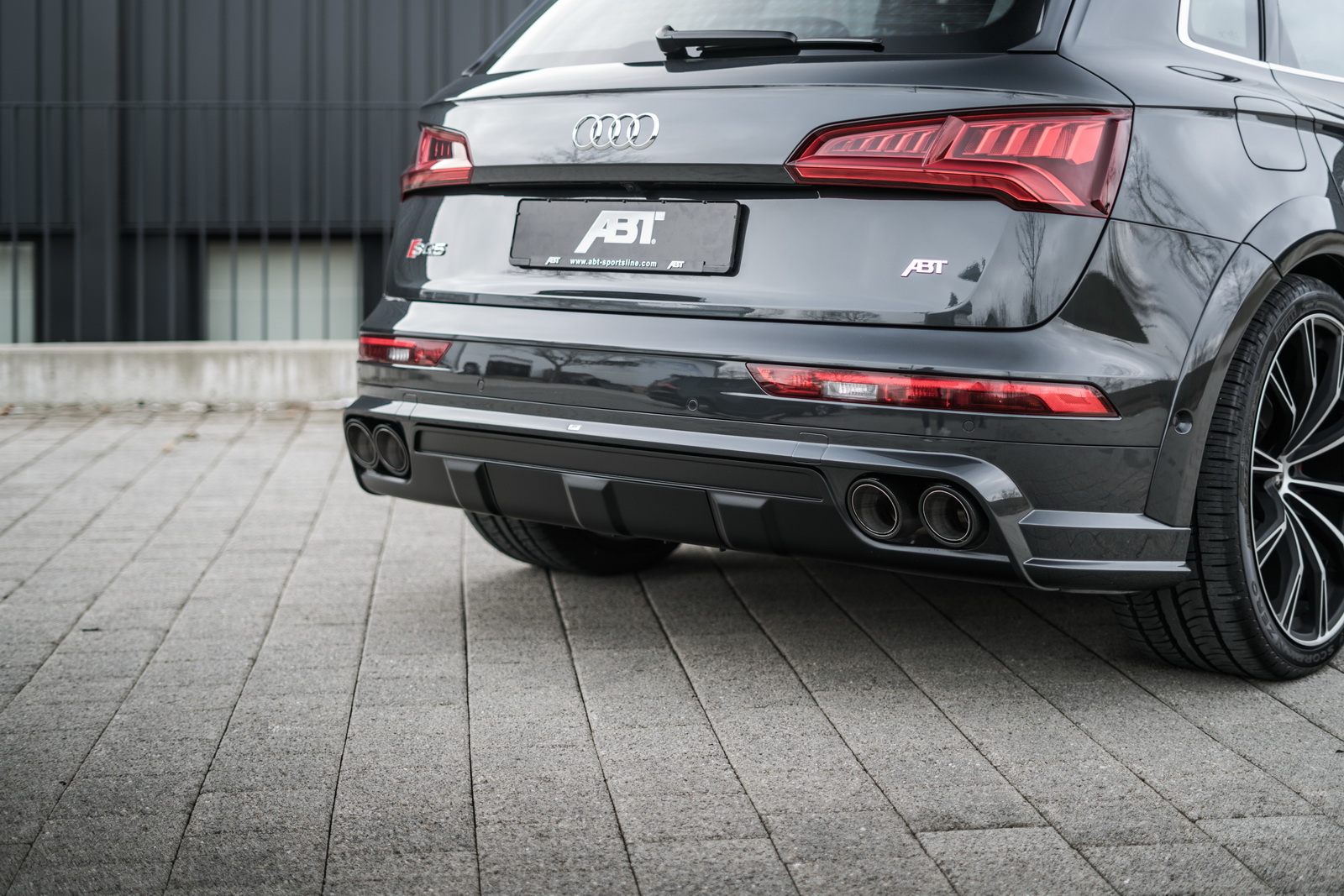audi-sq5-abt-tuning-19 Audi SQ5 Dolled Up By ABT With Wide Body Kit And More Power