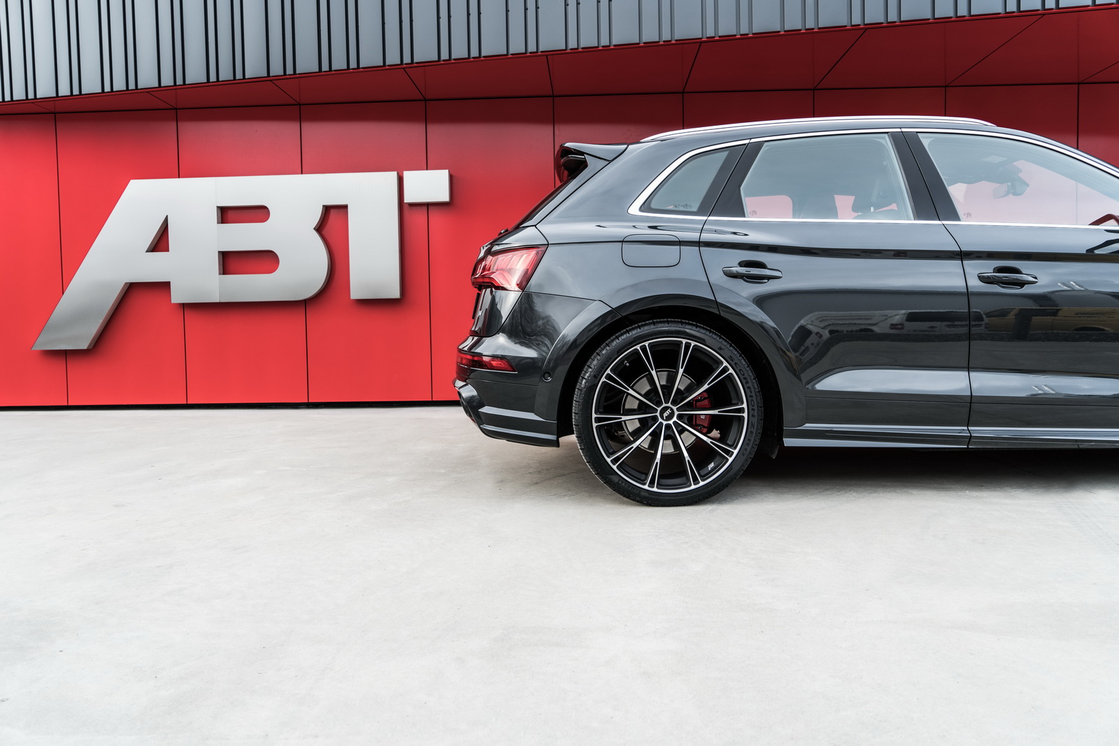 audi-sq5-abt-tuning-21 Audi SQ5 Dolled Up By ABT With Wide Body Kit And More Power