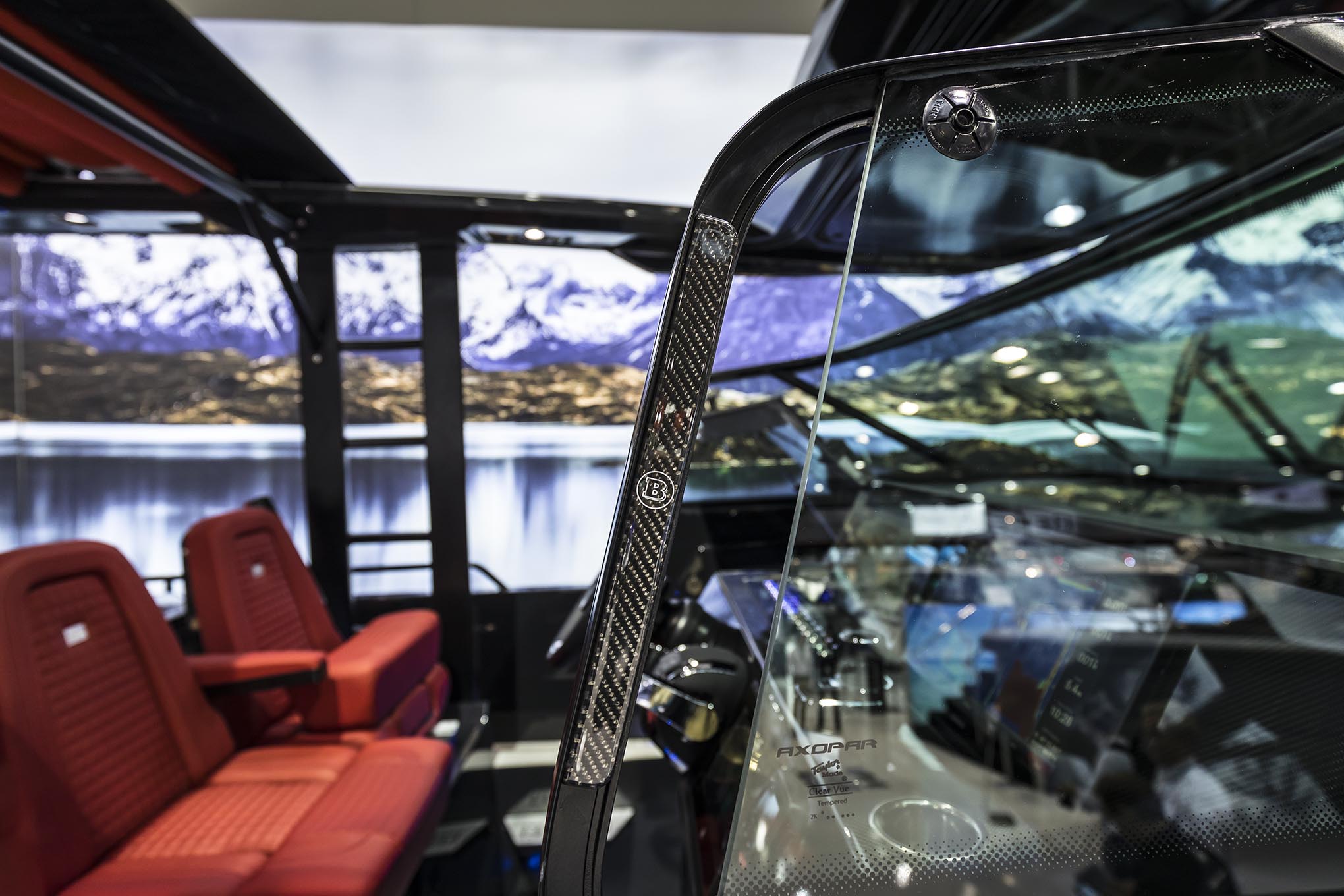 bildspel_0002_Brabus-Shadow-800-by-Axopar_R7A2352 Brabus Shadow 800 Puts The Benz Tuner Out To Sea