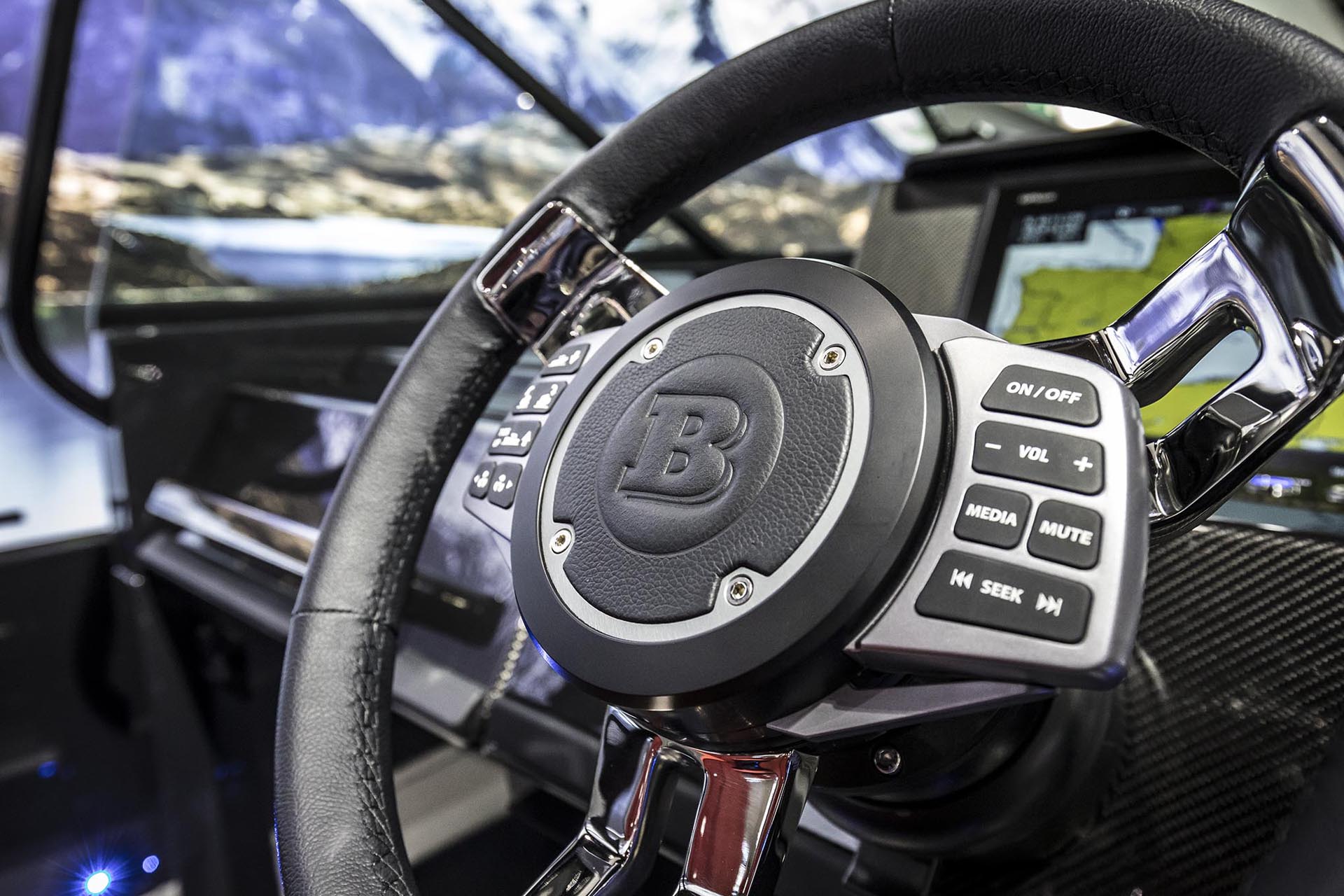 bildspel_0008_Brabus-Shadow-800-by-Axopar_R7A2142 Brabus Shadow 800 Puts The Benz Tuner Out To Sea