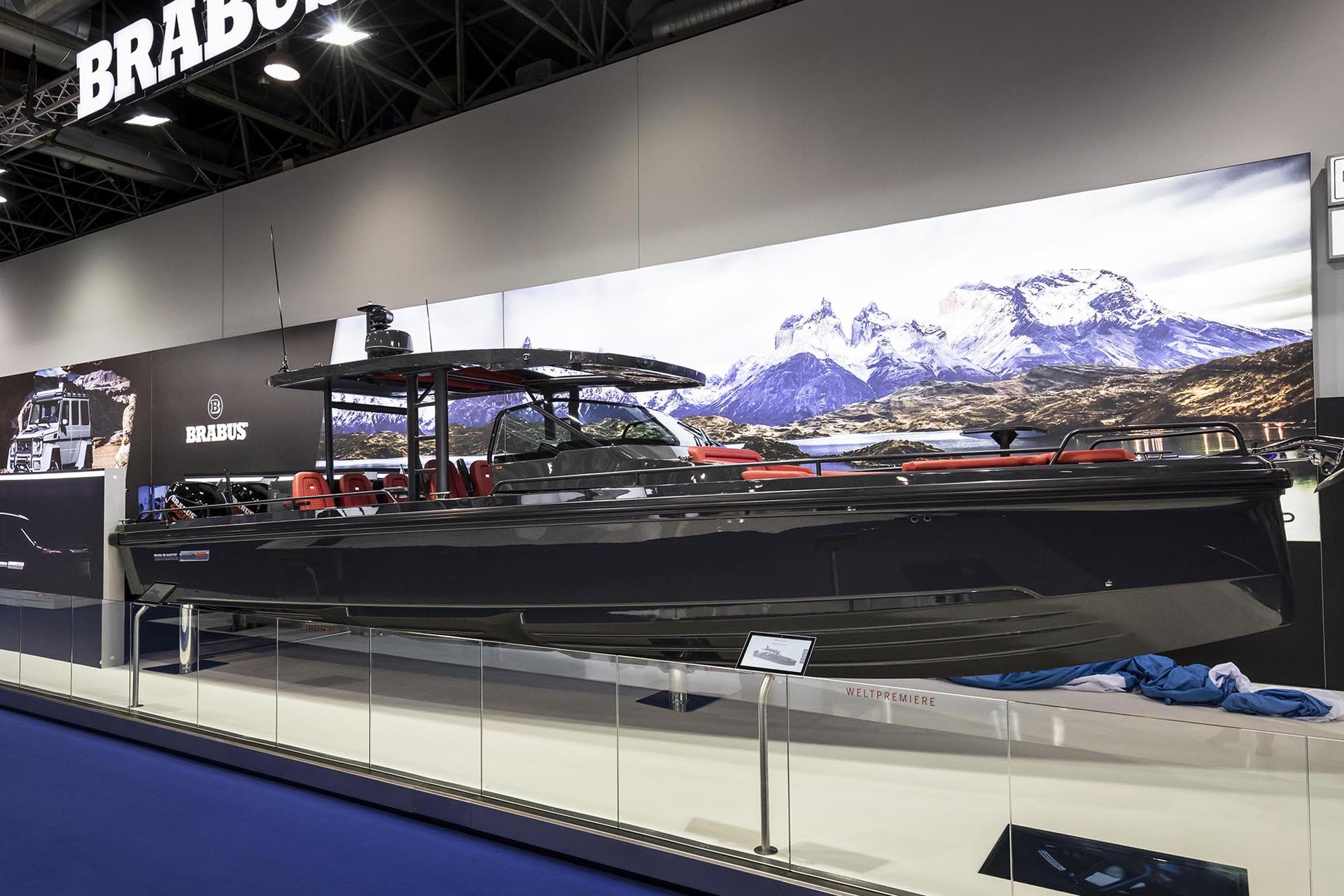 bildspel_0009_Brabus-Shadow-800-by-Axopar_R7A2057 Brabus Shadow 800 Puts The Benz Tuner Out To Sea