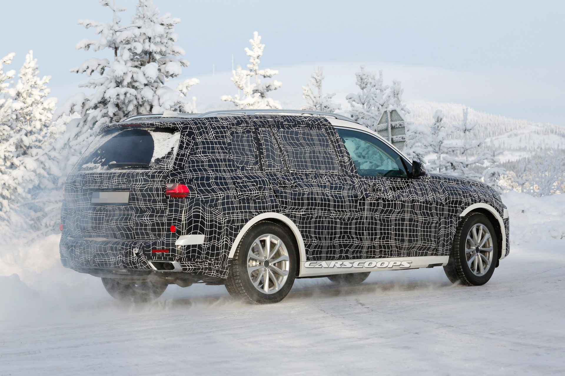 bmw-x7-prototype-less-camo-7 2019 BMW X7 Striptease Continues, Merc’s GLS Might Need To Worry
