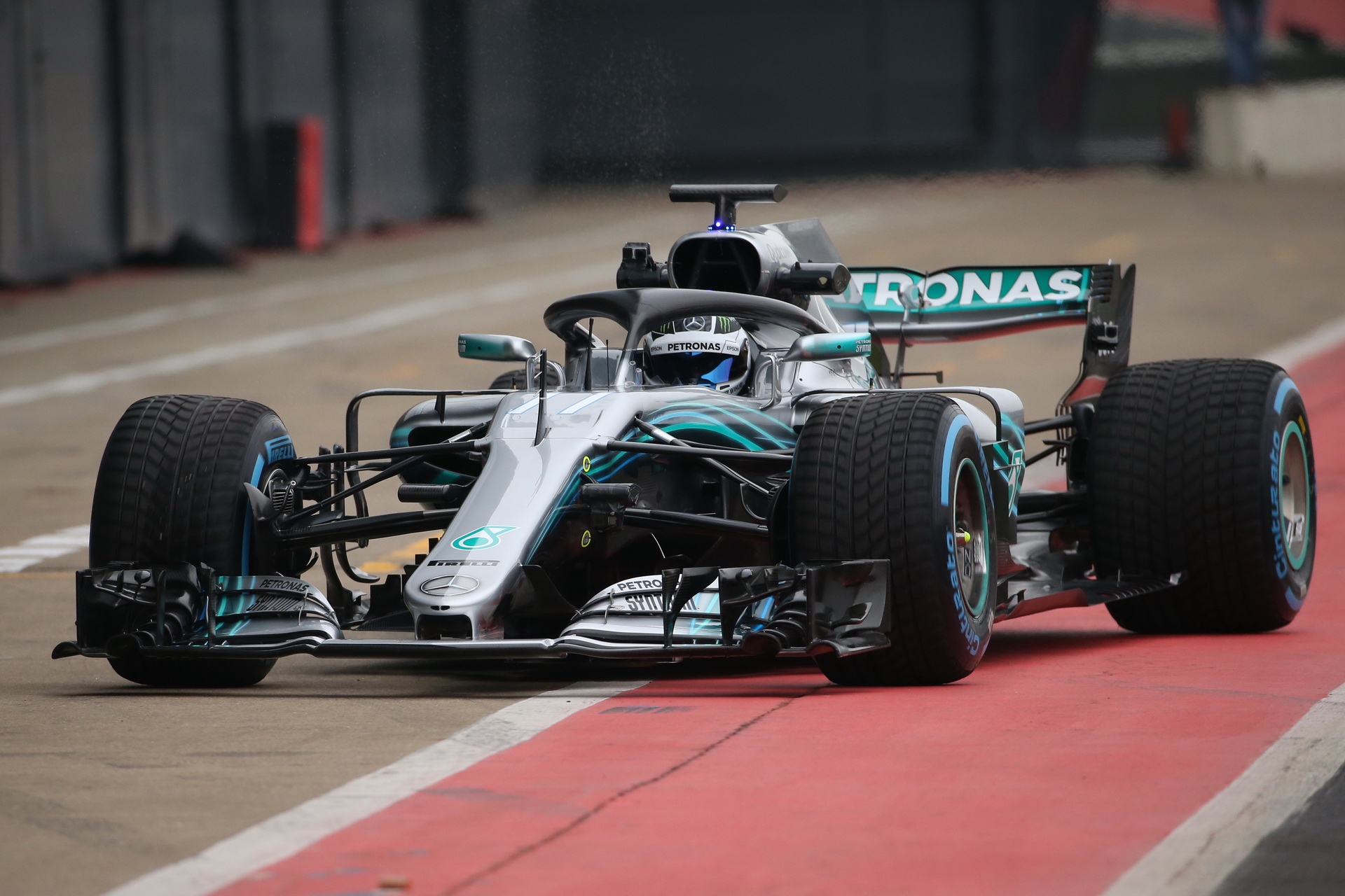 f1-mercedes-unveils-2018-car-1 Mercedes-AMG Unveils F1 W09 EQ Power+ Race Car For 2018 Season
