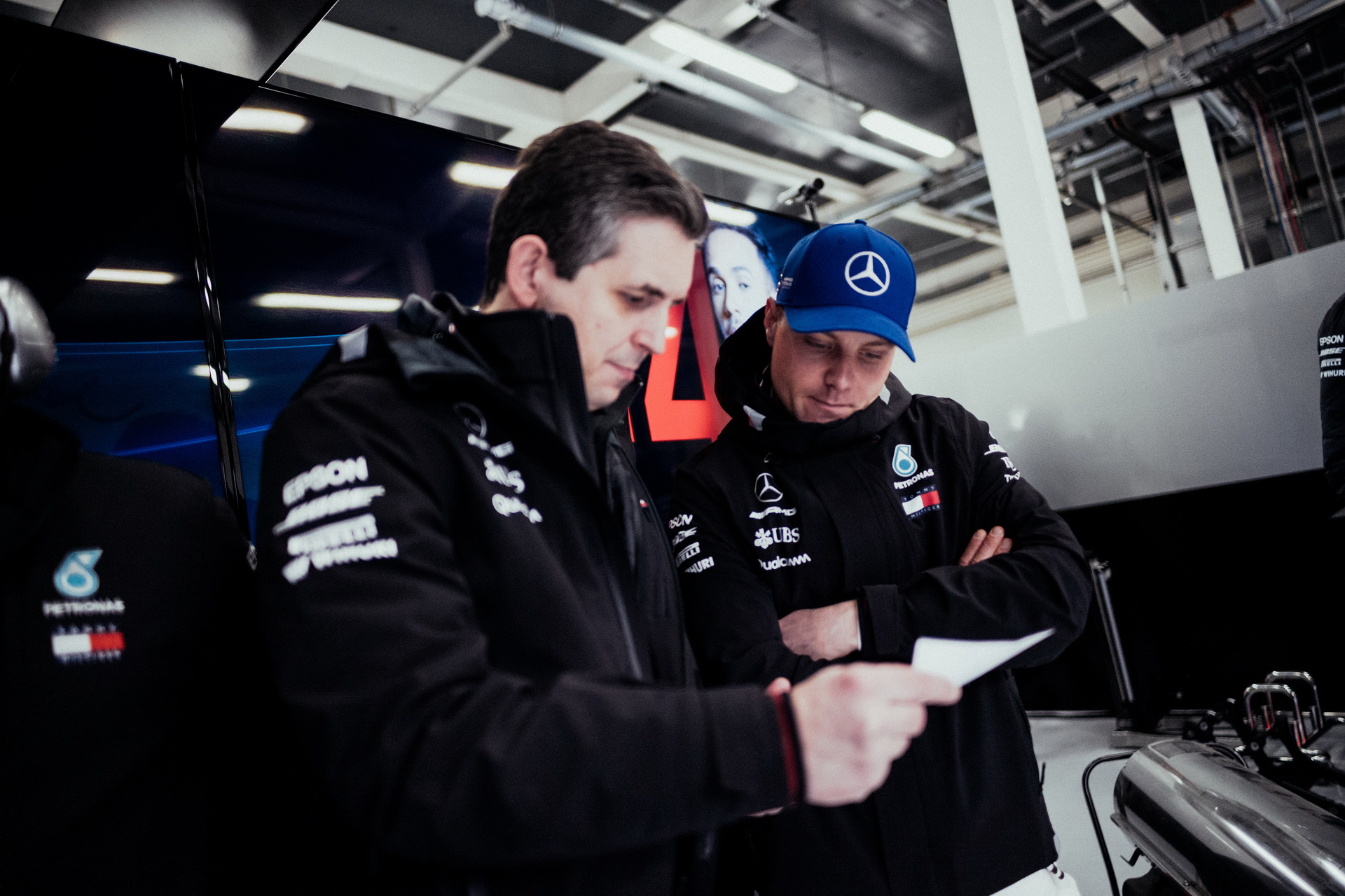 f1-mercedes-unveils-2018-car-15 Mercedes-AMG Unveils F1 W09 EQ Power+ Race Car For 2018 Season