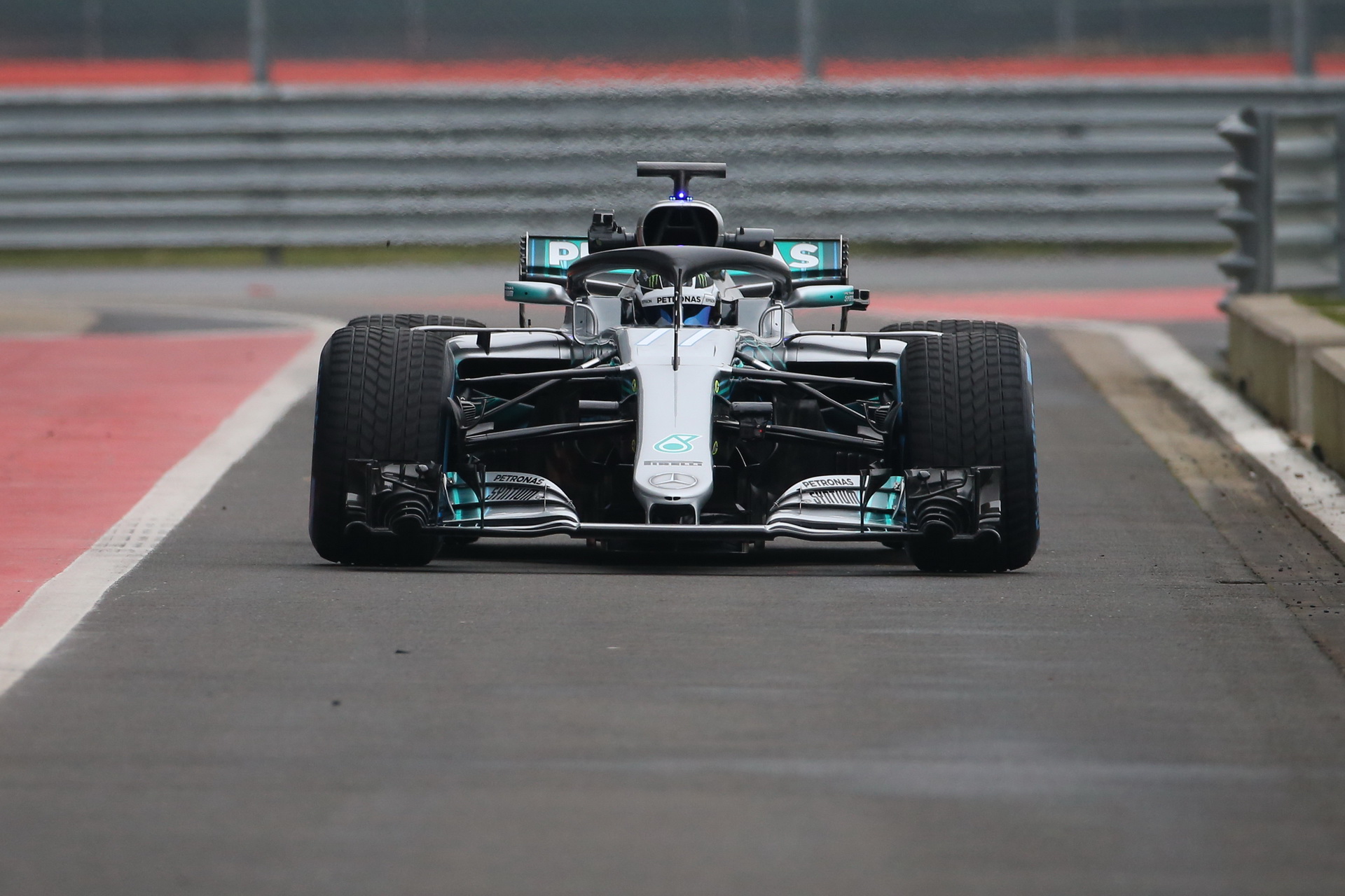 f1-mercedes-unveils-2018-car-4 Mercedes-AMG Unveils F1 W09 EQ Power+ Race Car For 2018 Season