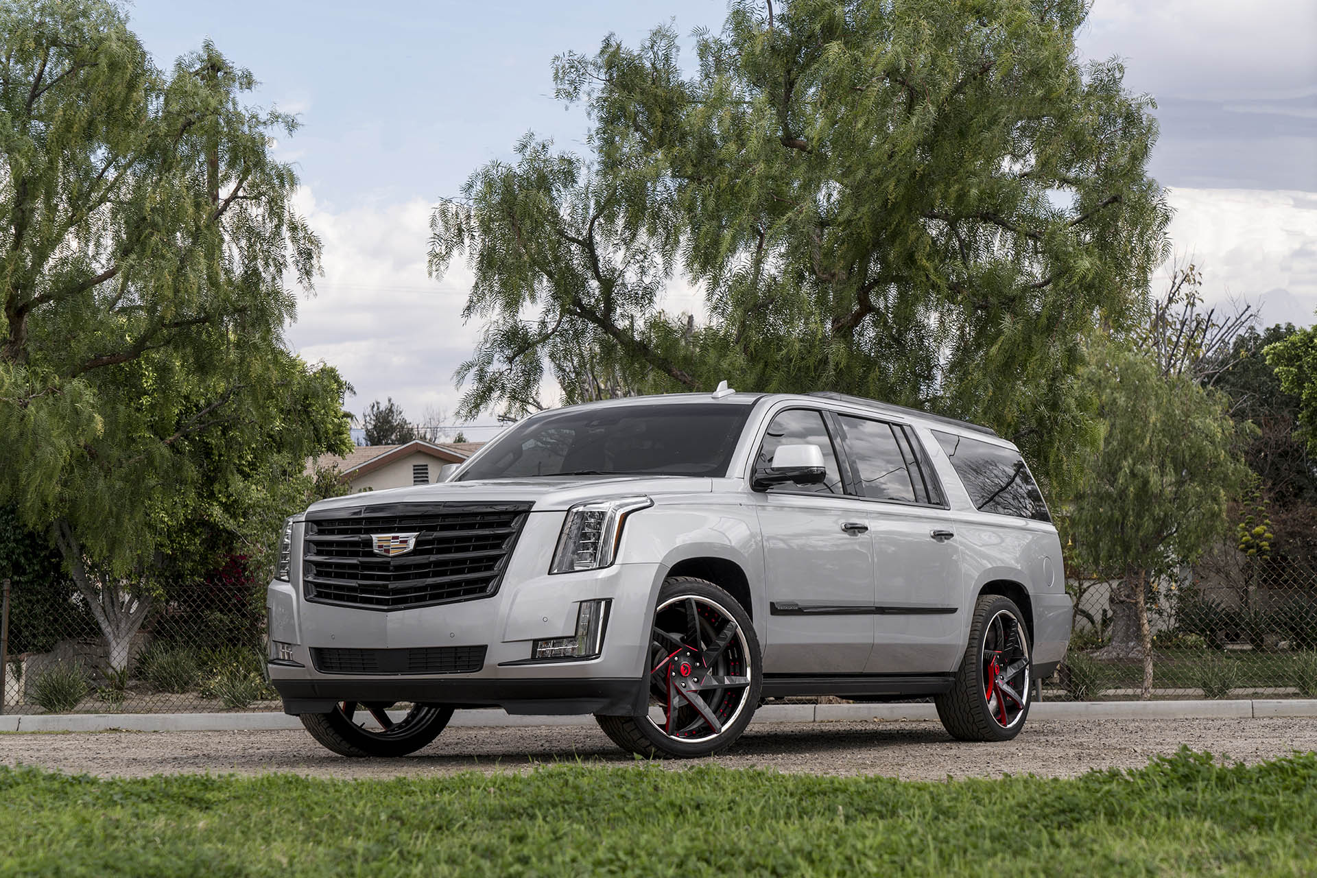 forgiato-escalade-naifu-n-2-2 copy Cadillac Escalade Looks Even More Imposing With Blacked-Out Trim