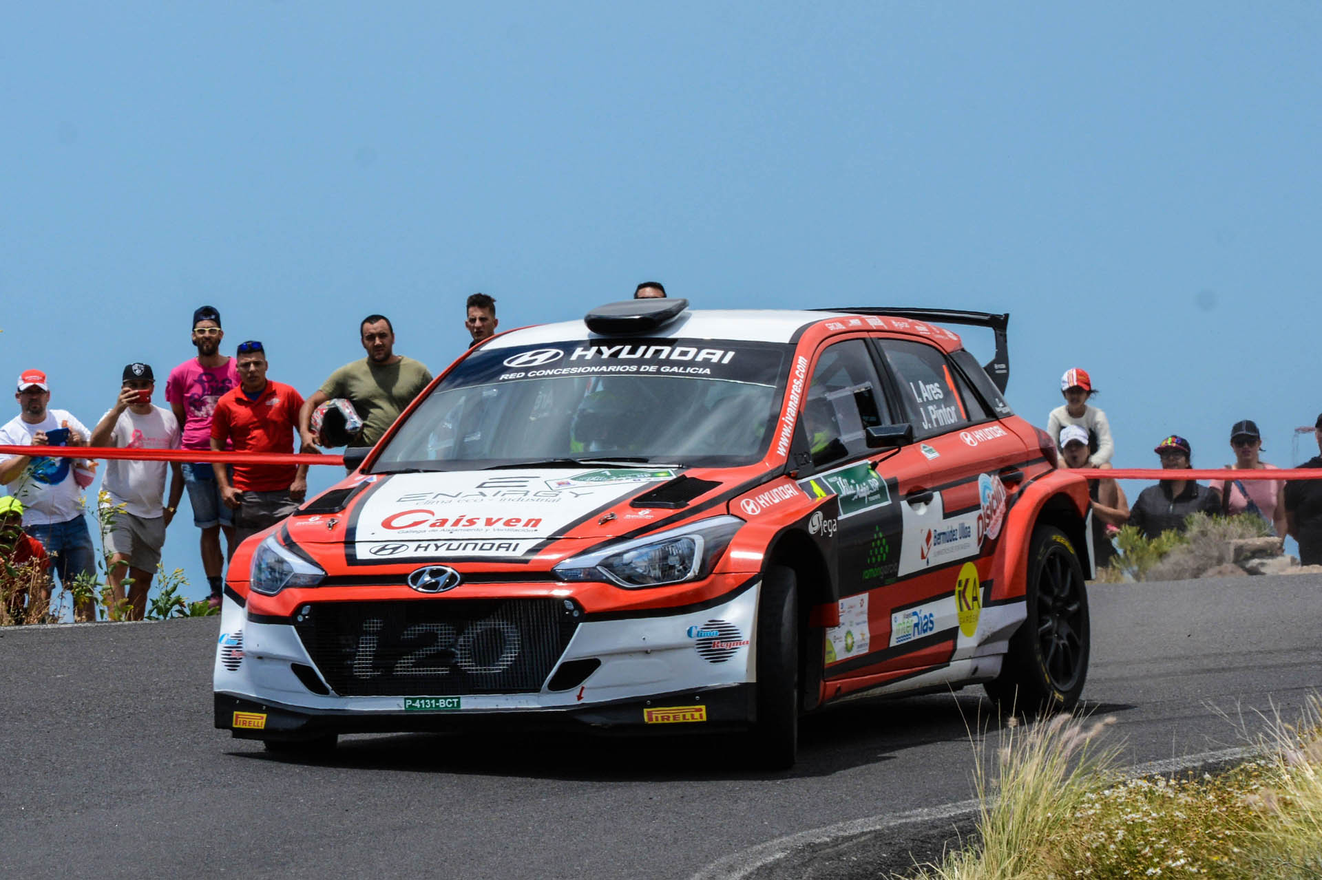 hyundai-motorsport-responsive-i20-r5-2018-02-hires Hyundai Launches Upgraded i20 R5 Rally Car For 2018