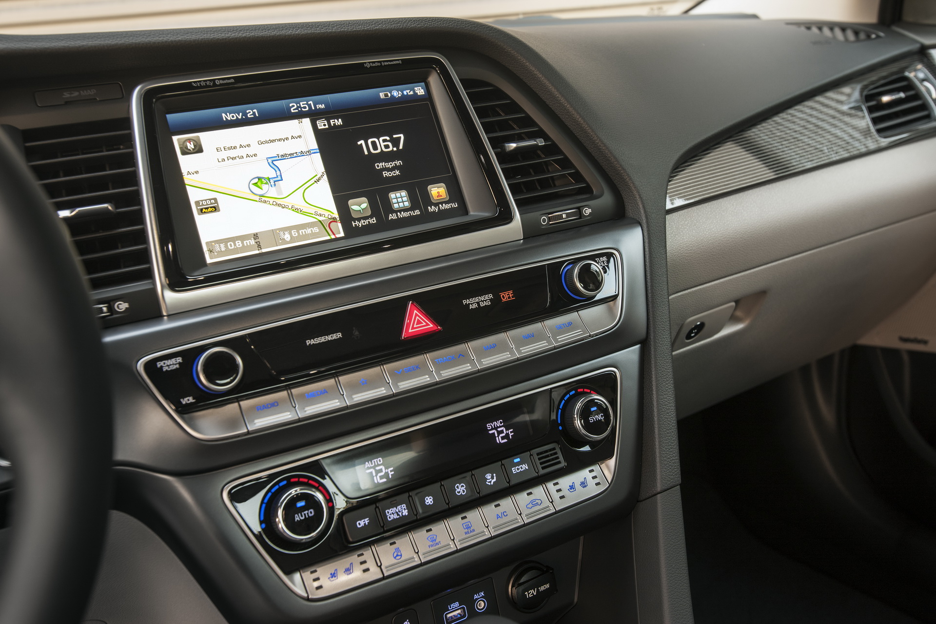 hyundai-sonata-hybrid-chicago-livepics-22 Revamped 2018 Hyundai Sonata Embraces Eco-Friendly Philosophy