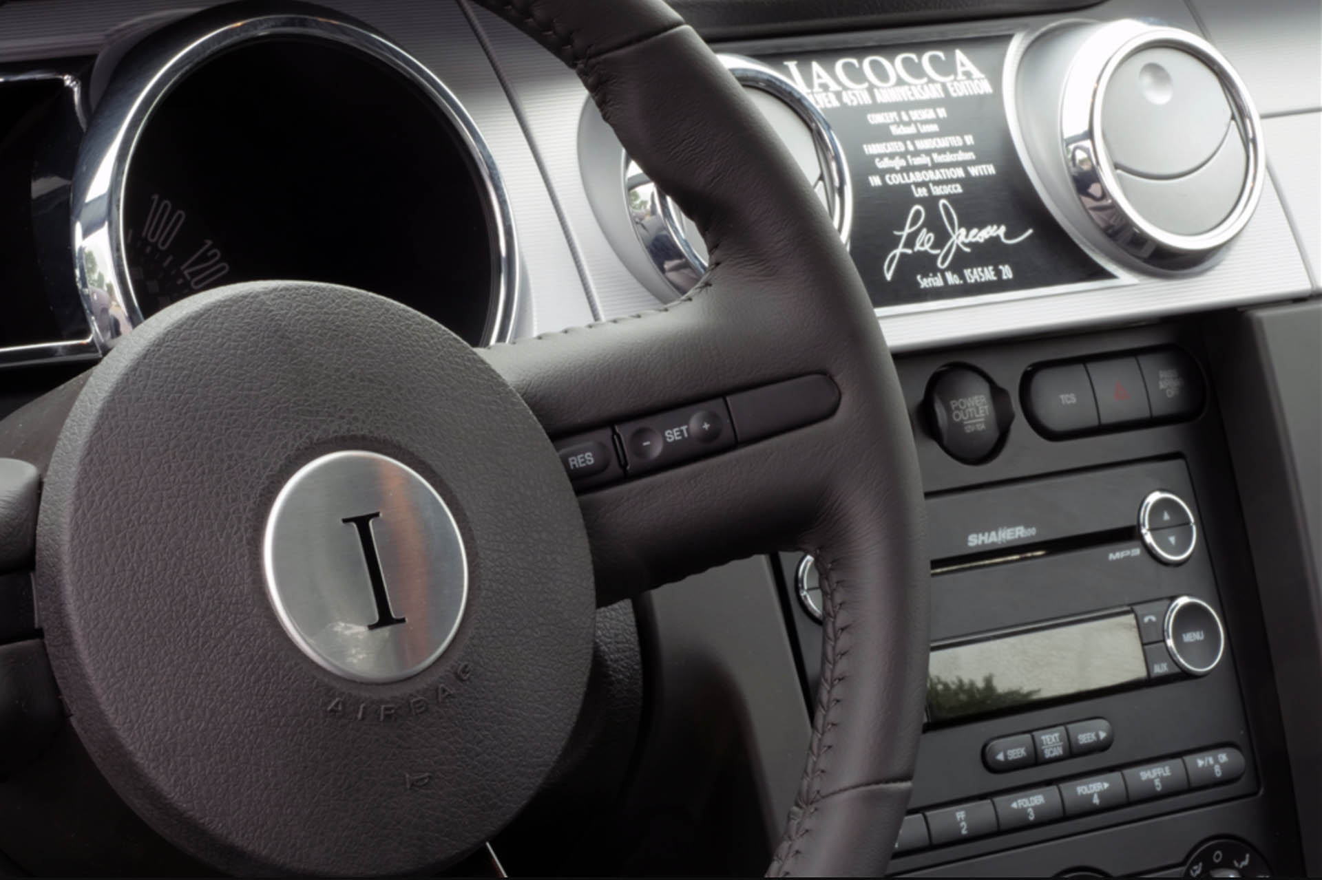 iacocca-mustang-07 Iacocca Edition Ford Mustang Coming Up For Auction