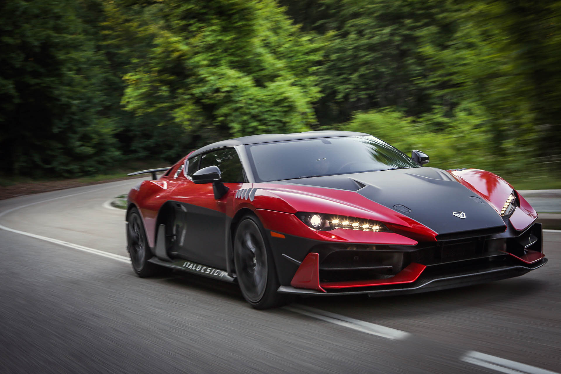 italdesign-zerouno-04 copy Italdesign Zerouno Targa Rumored To Cost $2.4 Million