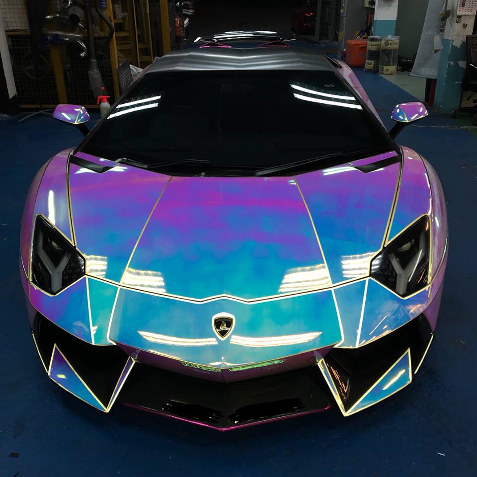 lambo-aventador-hologram-wrap-6 Hologram Wrap Makes This Tuned Aventador Look Like An Animation