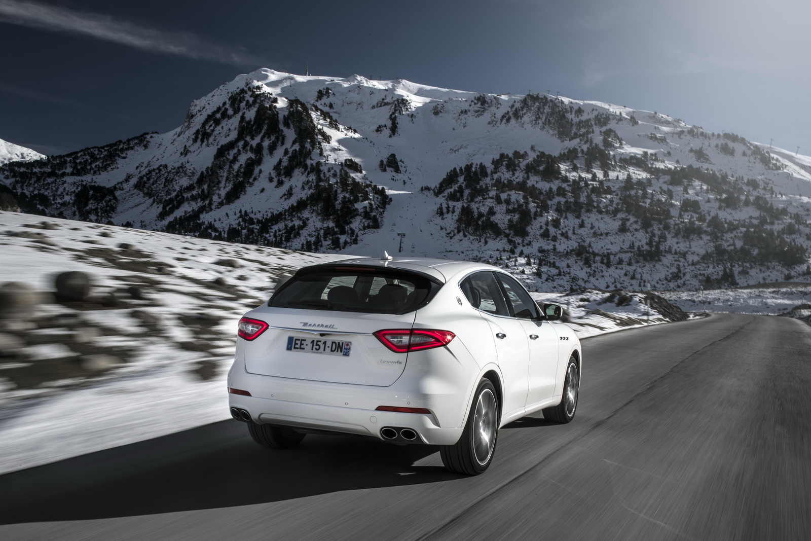 maserati-levante-6 Slow-Selling Maserati Levante Leads FCA To Slash Plant’s Working Hours