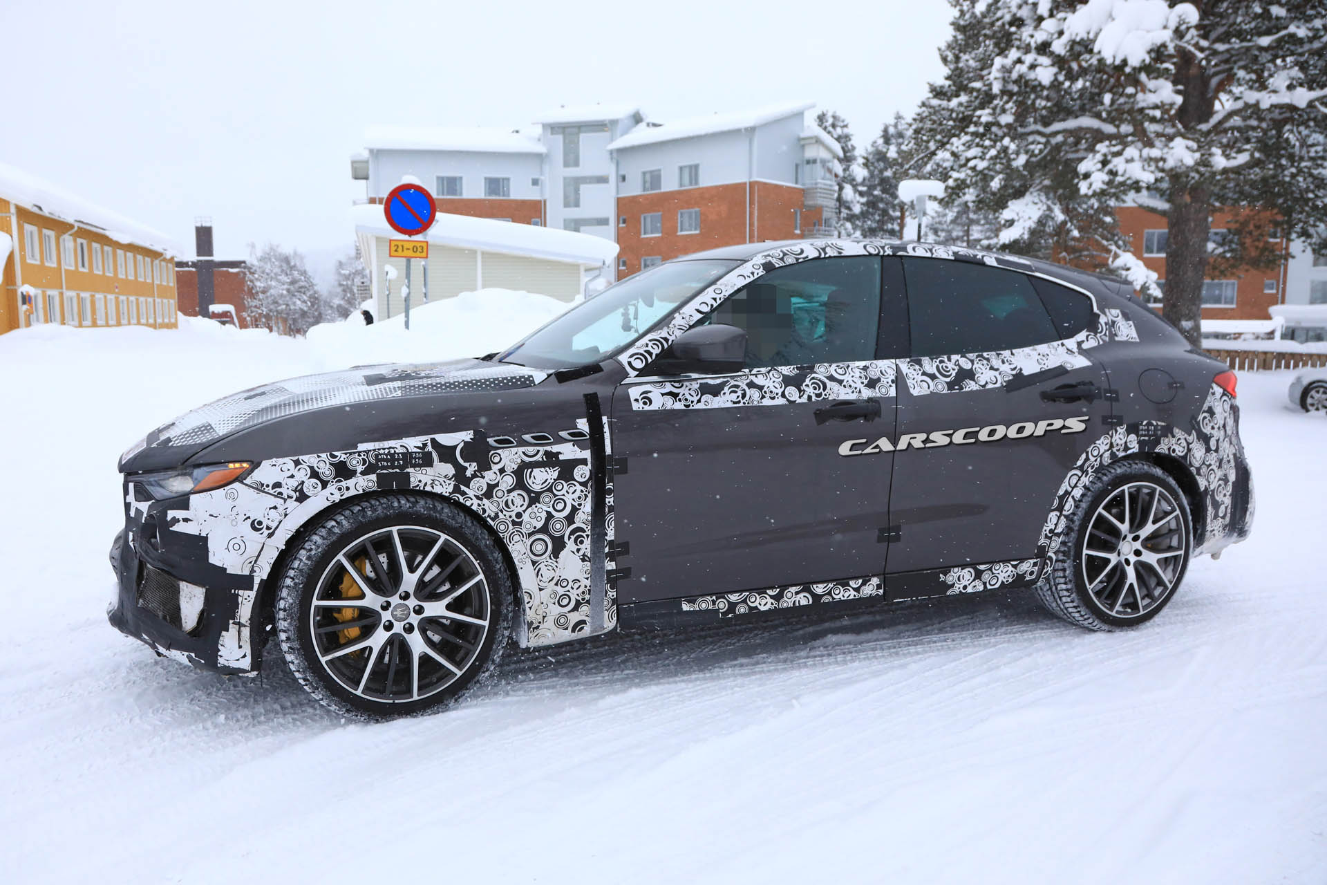 maserati-levante-gts-winter-spy-16 Scoop: Maserati Levante GTS V8 Looks Ready To Take On Porsche, Lamborghini Et Al