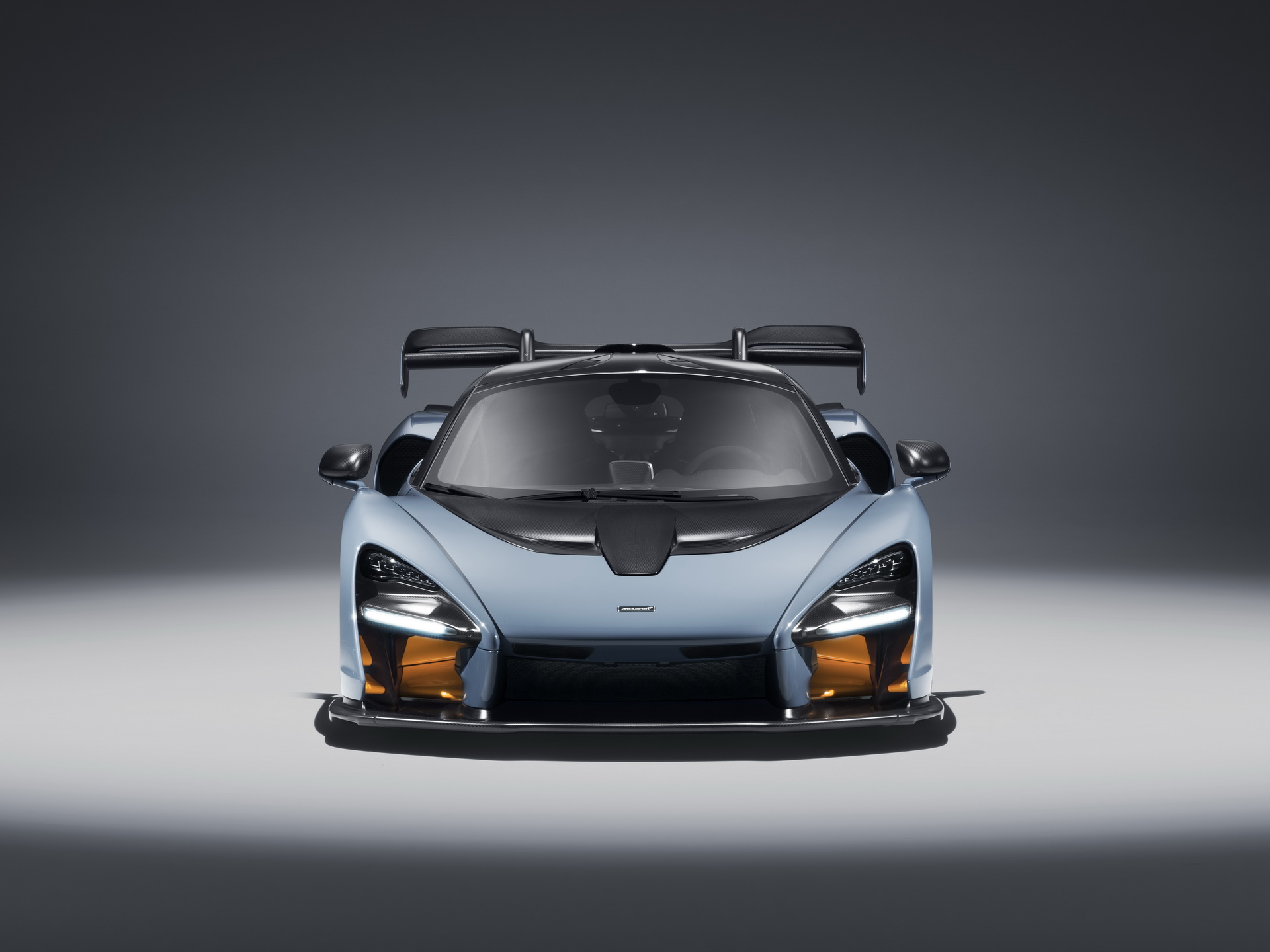 Mclaren Senna Will Hit 62 Mph In 28s Max Out At 211 Mph Carscoops