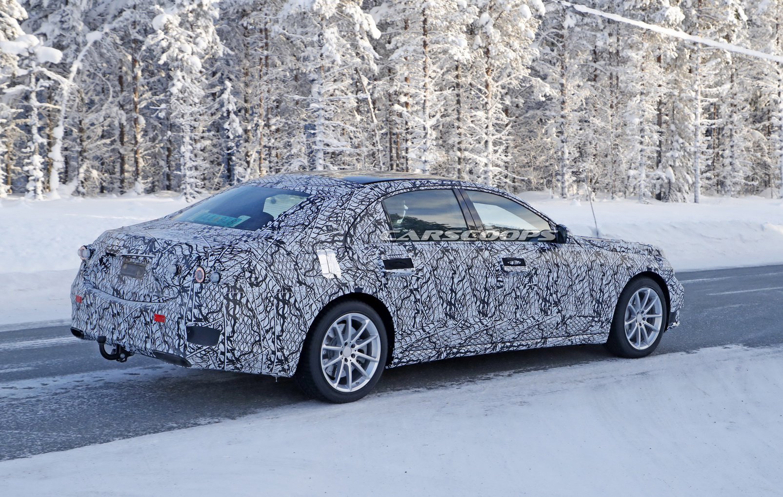 mercedes-all-new-s-class-prototype-first-8 All-new 2020 Mercedes S-Class Says Cheese For Very First Time