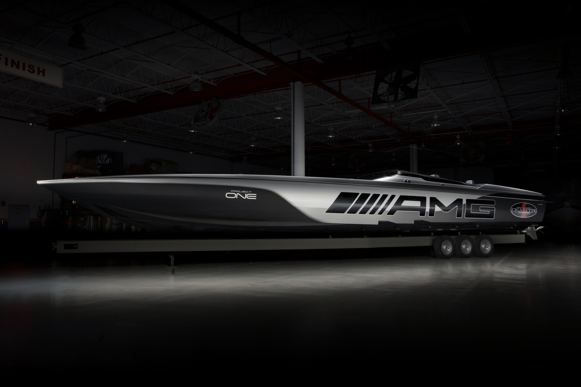 mercedes-amg-performance-boat-4 3,100HP Cigarette Racing 515 Boat Is Inspired By Mercedes-AMG Project One