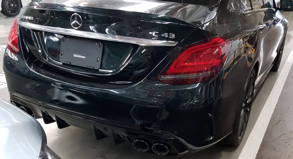  Facelifted 2019 Mercedes-AMG C43 Spotted Undisguised With More Aggressive Rear