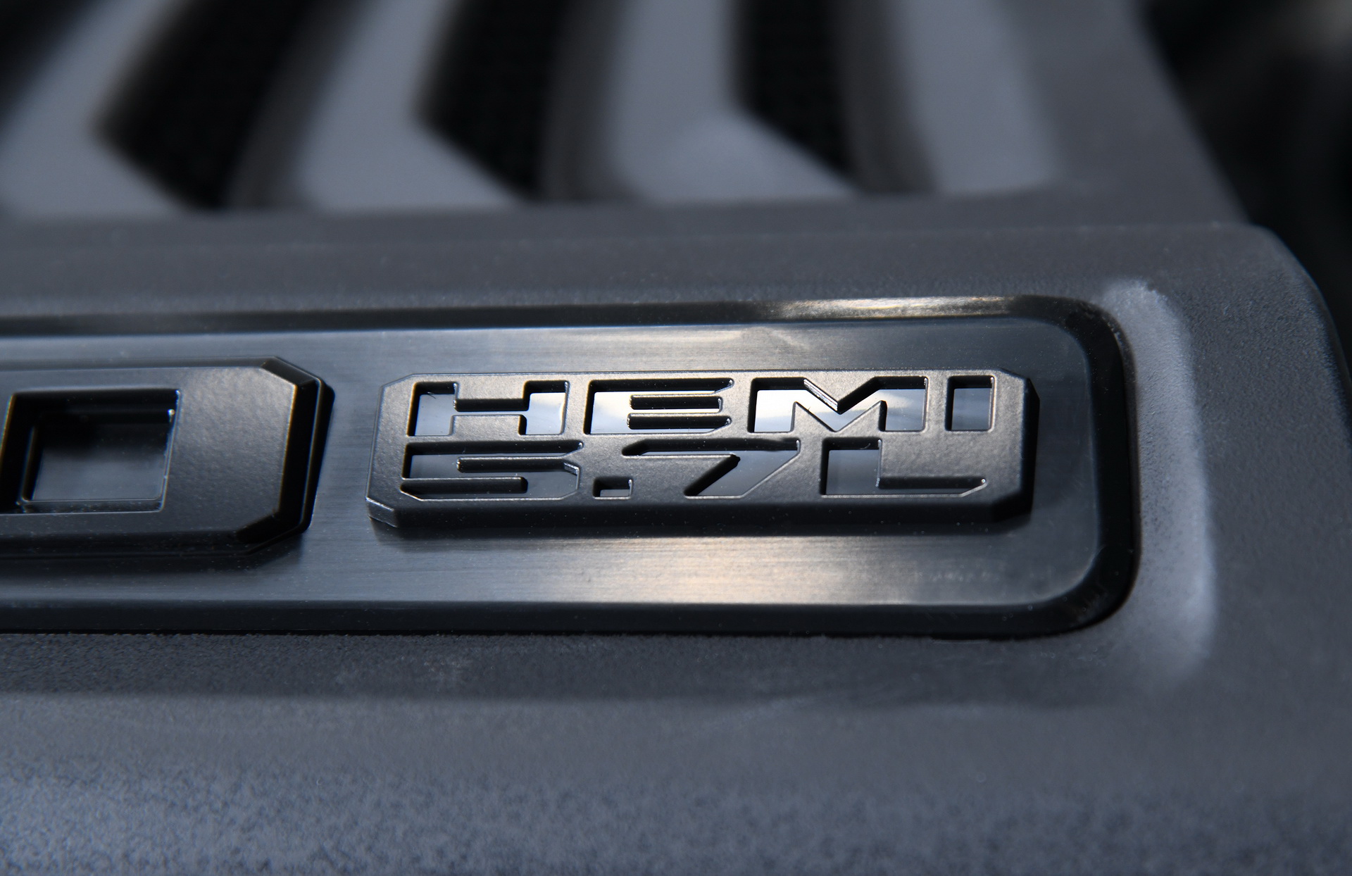 ram-1500-sport-canada-only-10 2019 RAM 1500 Sport Is A Fully Loaded Truck That’ll Be Sold Only In Canada