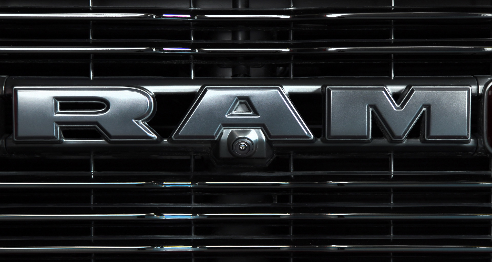 ram-1500-sport-canada-only-5 2019 RAM 1500 Sport Is A Fully Loaded Truck That’ll Be Sold Only In Canada