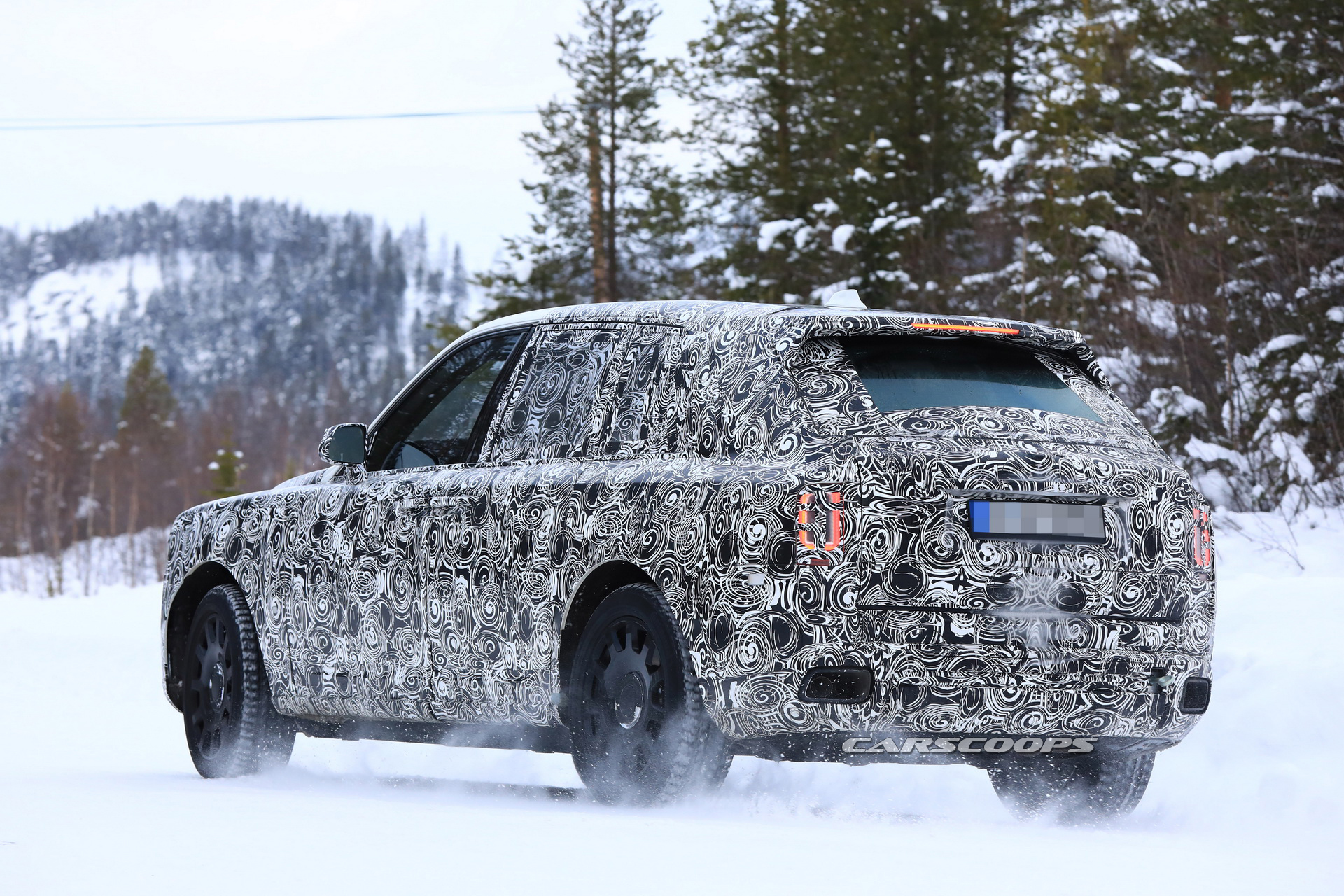 rolls-cullinan-open-doors-spy-23 Rolls-Royce Cullinan SUV Prototype Opens Up Its Suicide Doors