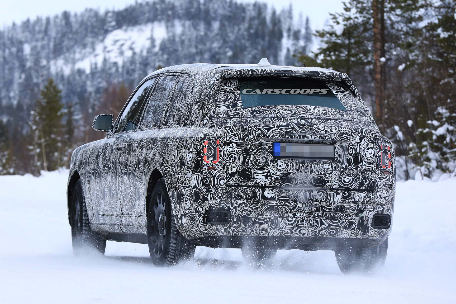rolls-cullinan-open-doors-spy-24 Rolls-Royce Cullinan SUV Prototype Opens Up Its Suicide Doors