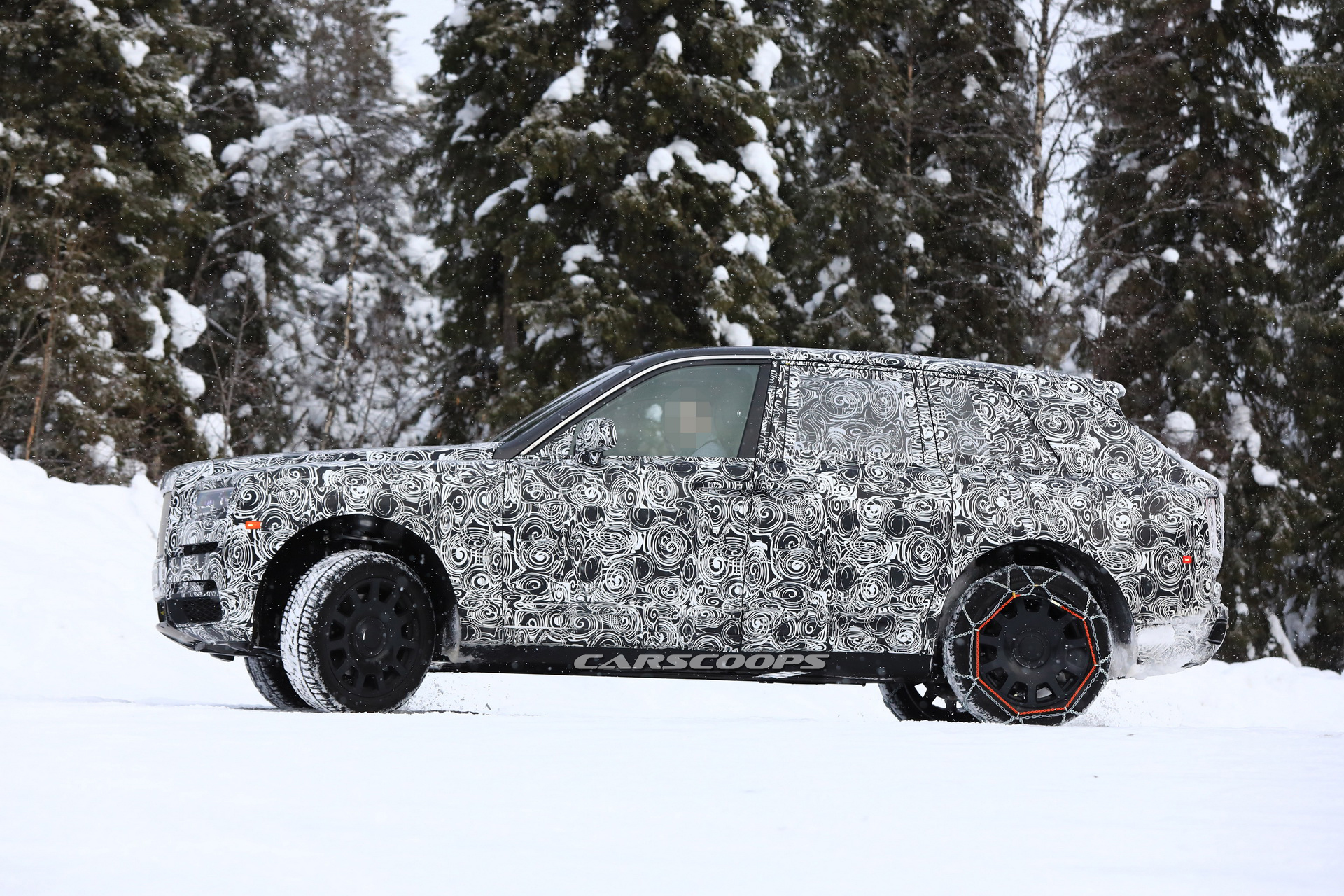 rolls-cullinan-open-doors-spy-31 Rolls-Royce Cullinan SUV Prototype Opens Up Its Suicide Doors