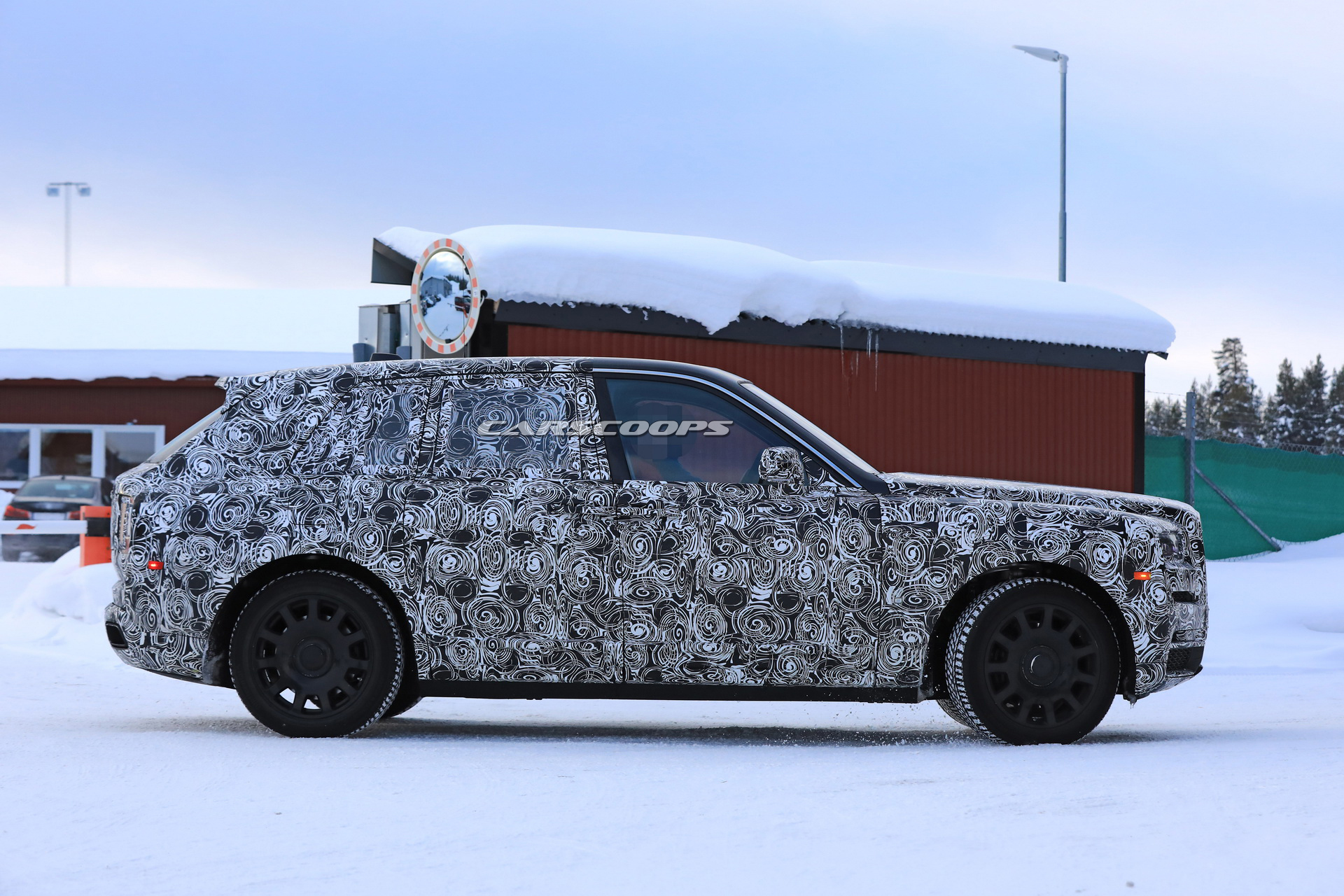 rolls-cullinan-open-doors-spy-7 Rolls-Royce Cullinan SUV Prototype Opens Up Its Suicide Doors