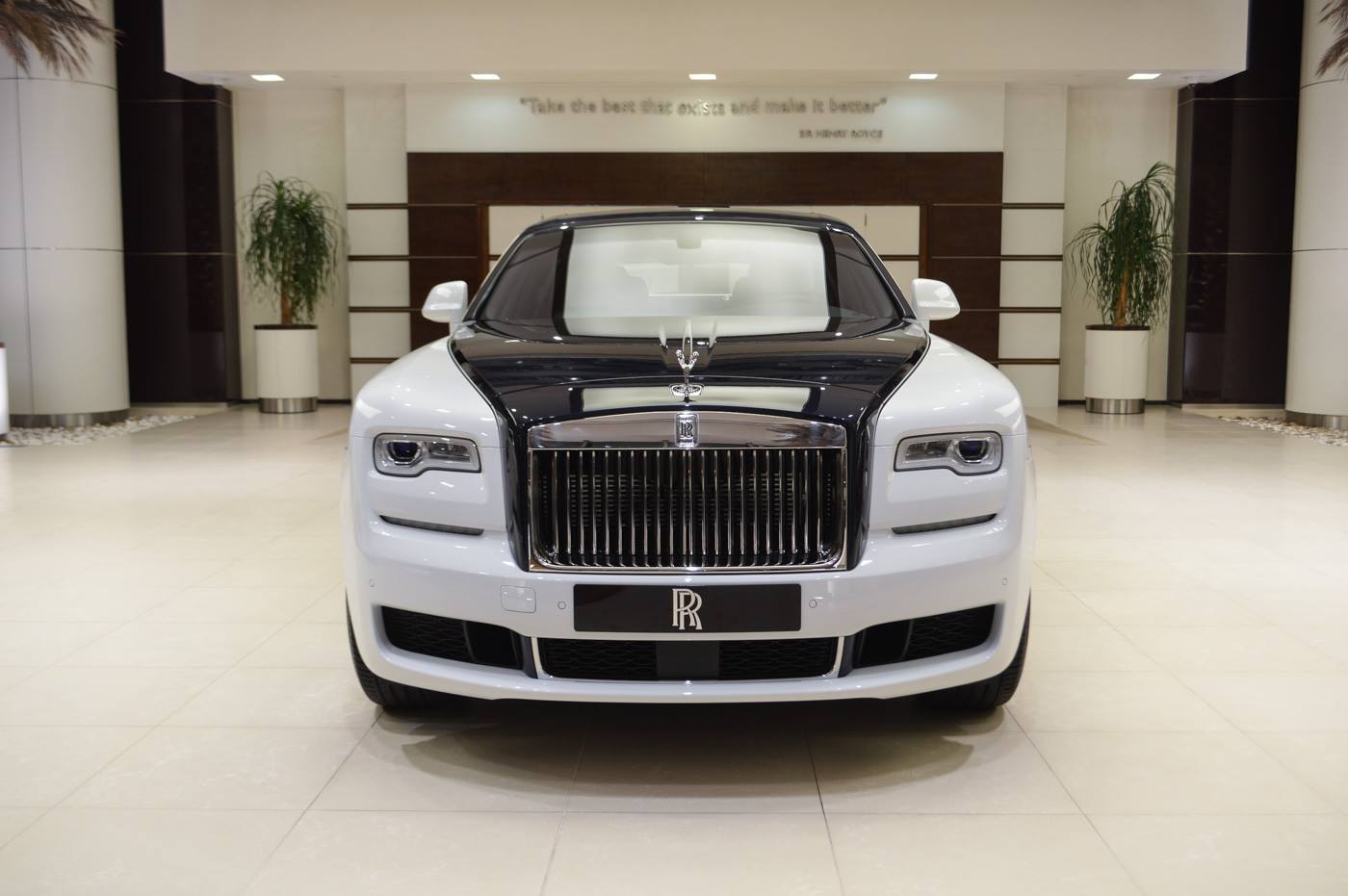 rolls-ghost-ewb-private-jet-abudhabi-1 Rolls-Royce Ghost EWB ‘Inspired by Private Jet’ Is, Well, Self-Explanatory
