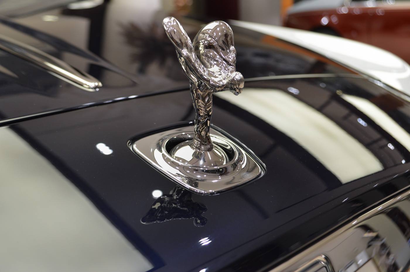 rolls-ghost-ewb-private-jet-abudhabi-20 Rolls-Royce Ghost EWB ‘Inspired by Private Jet’ Is, Well, Self-Explanatory