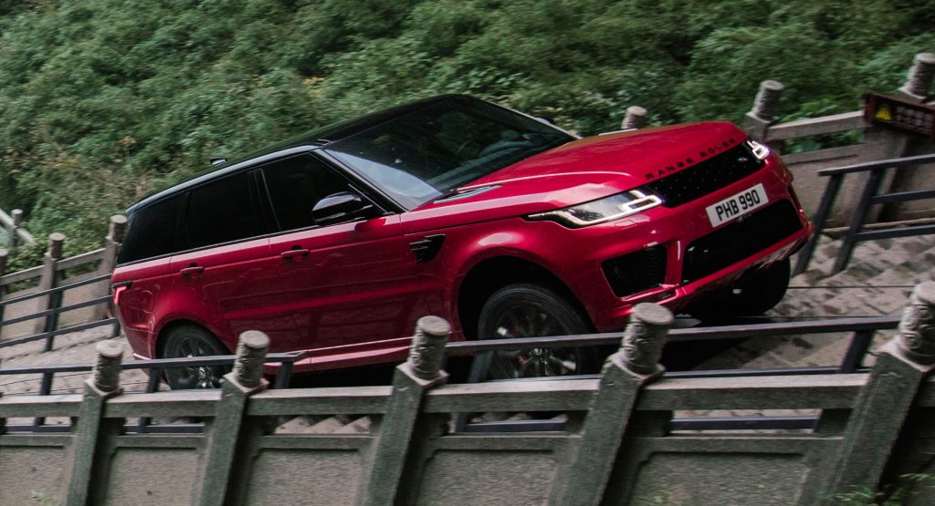 Range Rover Sport PHEV Drives Up The Dragon Road To Heaven’s Gate